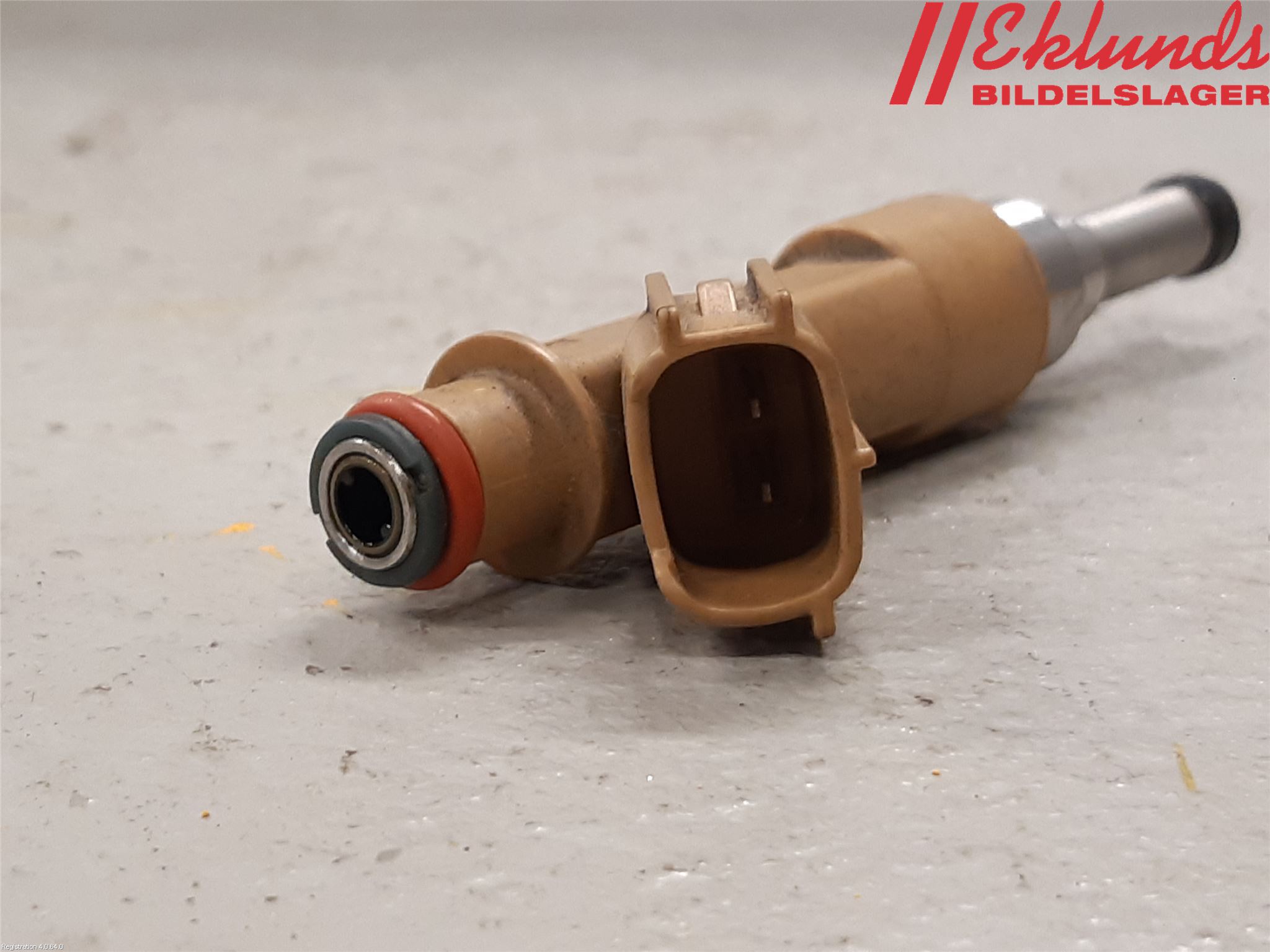 Toyota AVENSIS 09-15 Injspridare