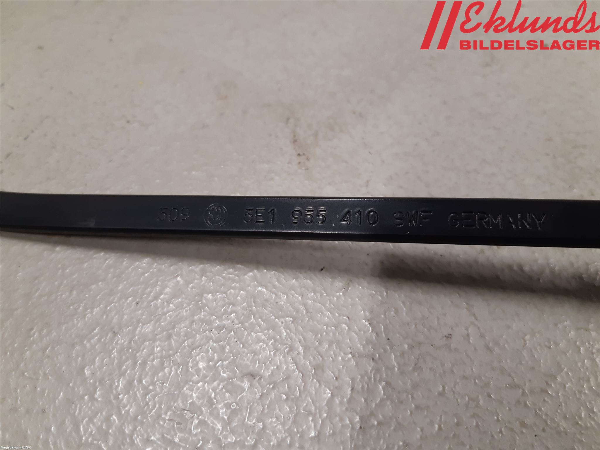 Skoda OCTAVIA (5E) 13-20 Torkararm Armar Vindruta