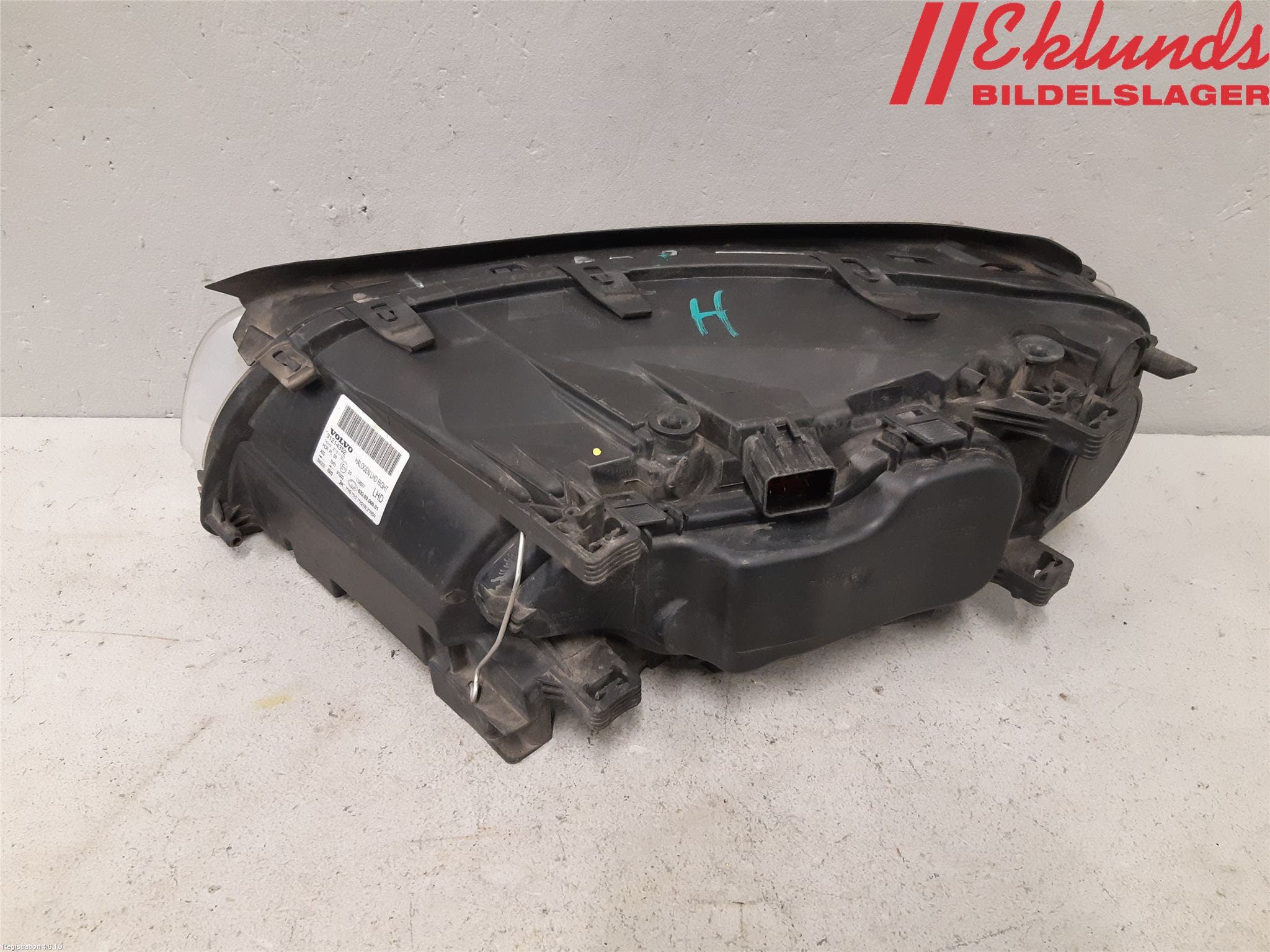 Volvo XC70 08-13 Strålkastare Höger