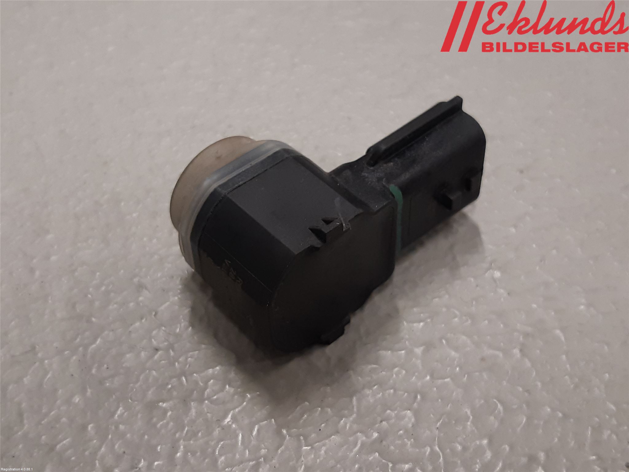 Renault CLIO IV 12-16 Parkeringshjälp Backsensor