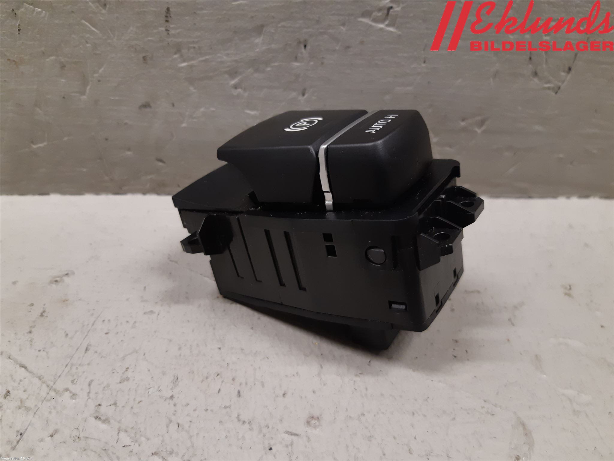 BMW 5 F10/F11/F18 09-17 Strömställare Parkeringsbroms