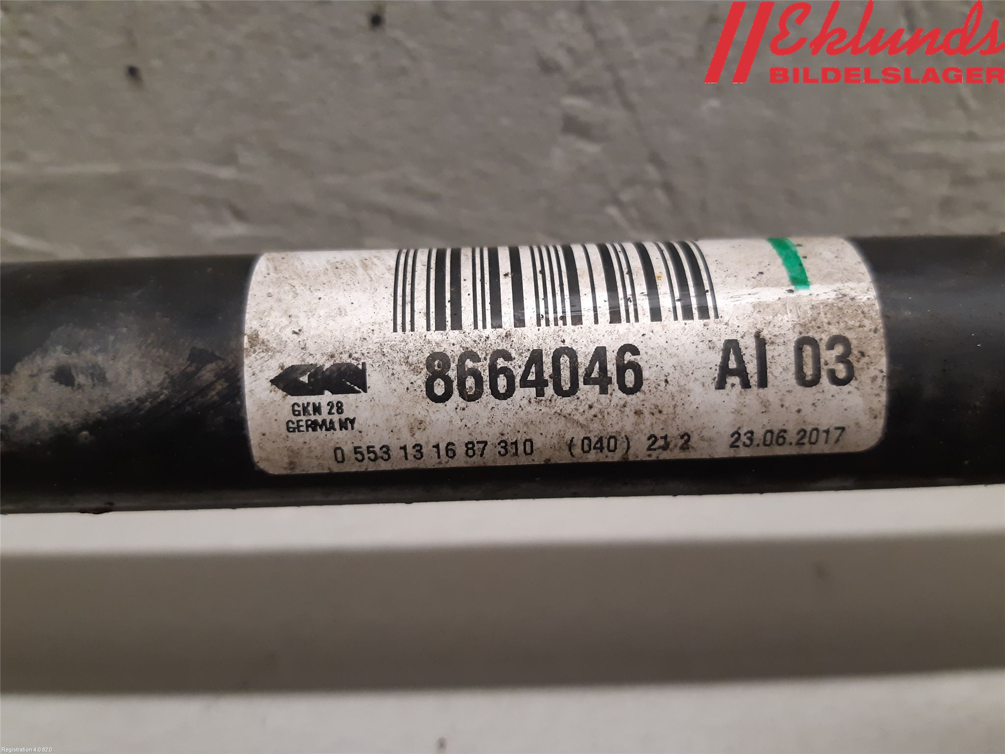 BMW 5 G30/G31/F90 17-23 Drivaxel Bak Höger