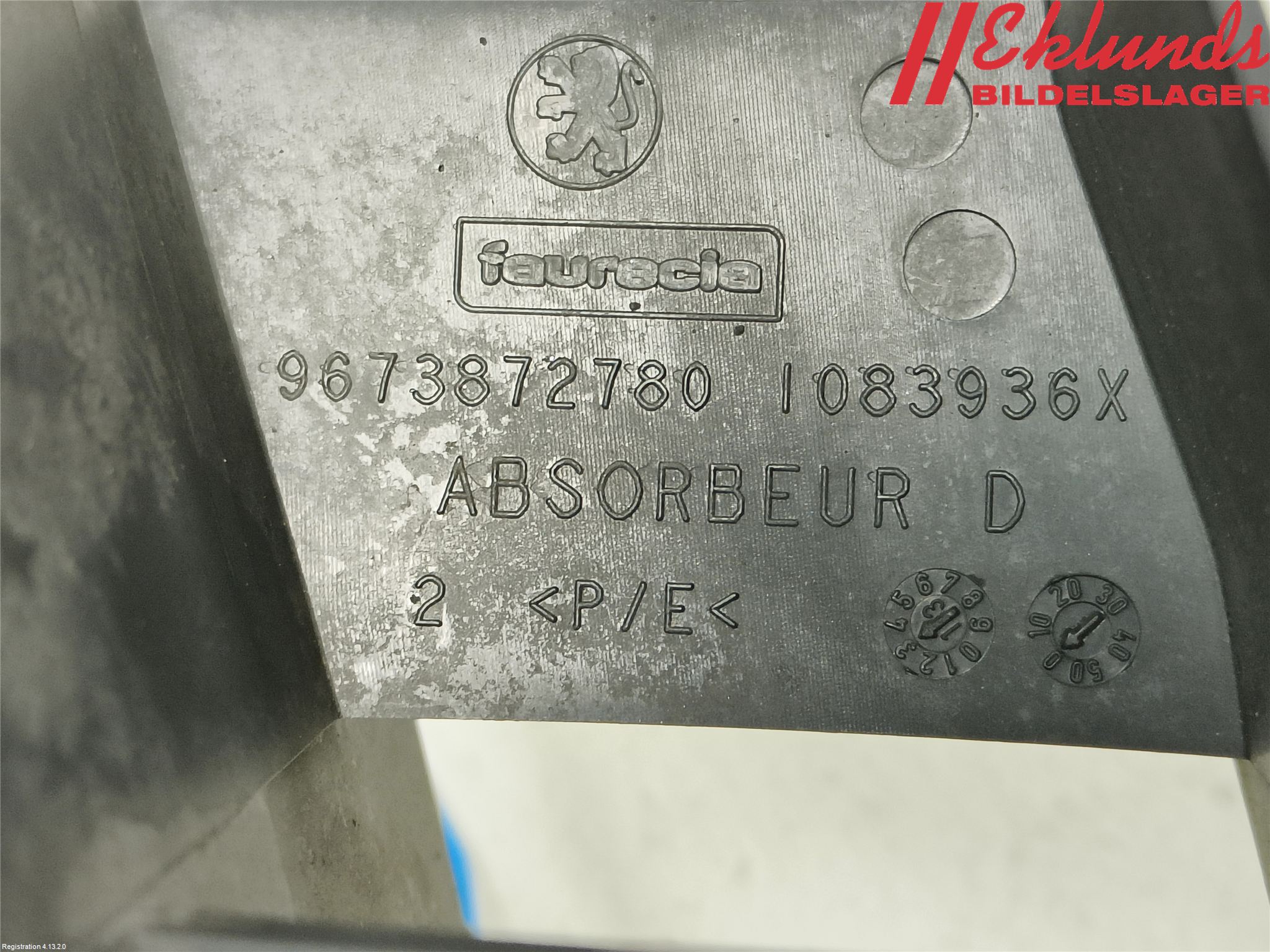 Peugeot 208 12-15 Stötfångarfäste Fram Vä