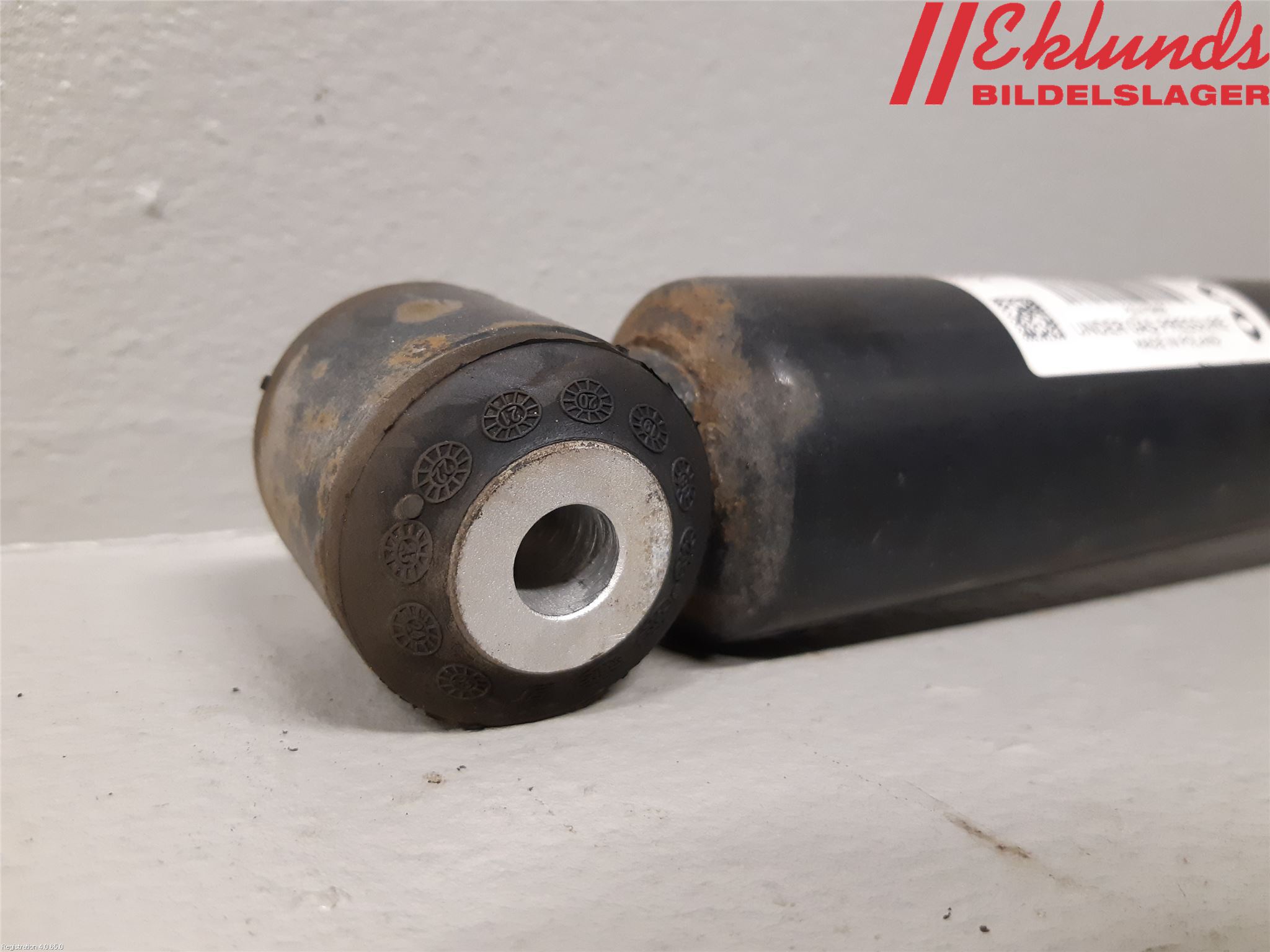 Volvo S90 17->> Stötdämpare Bak