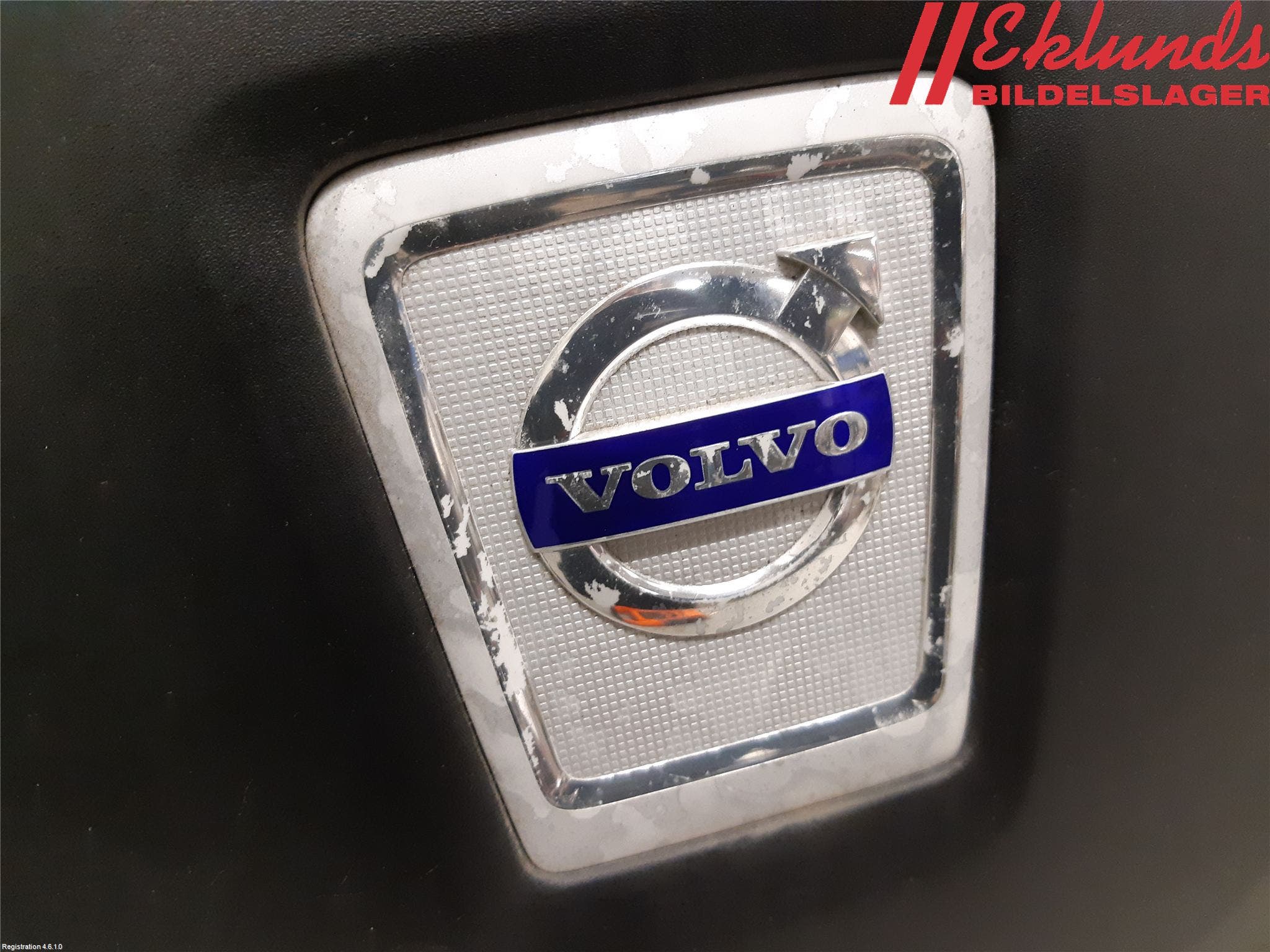 Volvo V70 08-13 Motorkåpa