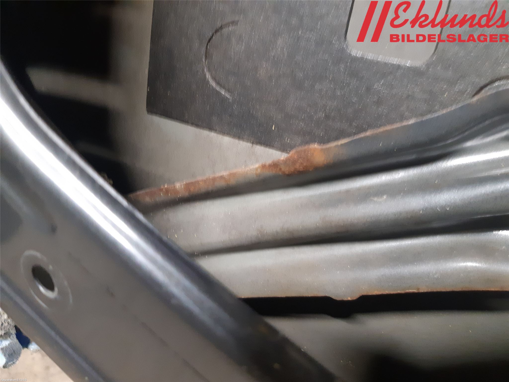 BMW 5 E60/61 Sed/Tou 02-10 Dörr Bak Vänster