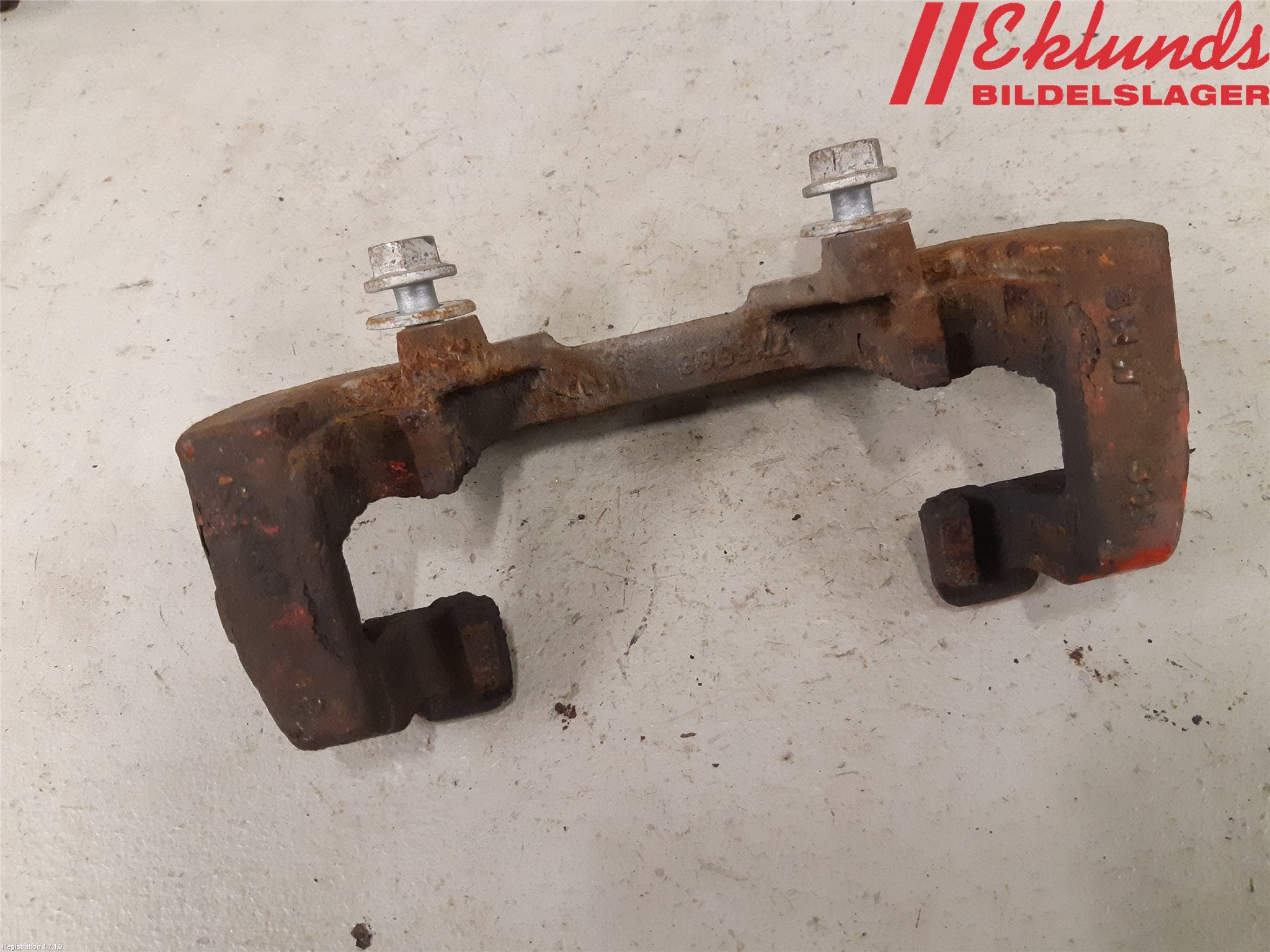 BMW 3 F30/F31/F80 12-19 Bromsokshållare