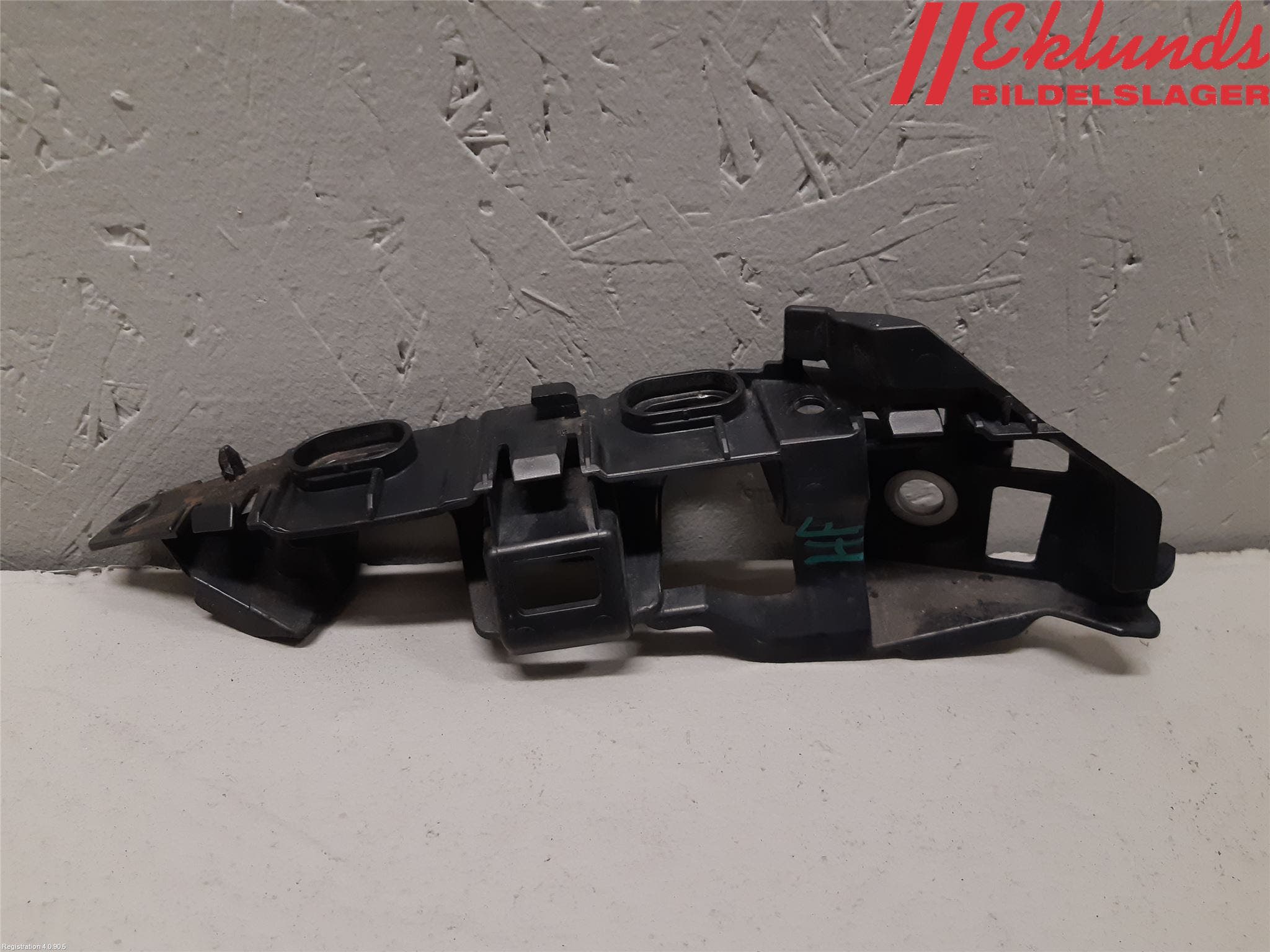 Volkswagen VW GOLF / E-GOLF VII 13-20 Stötfångarfäste Fram Hö