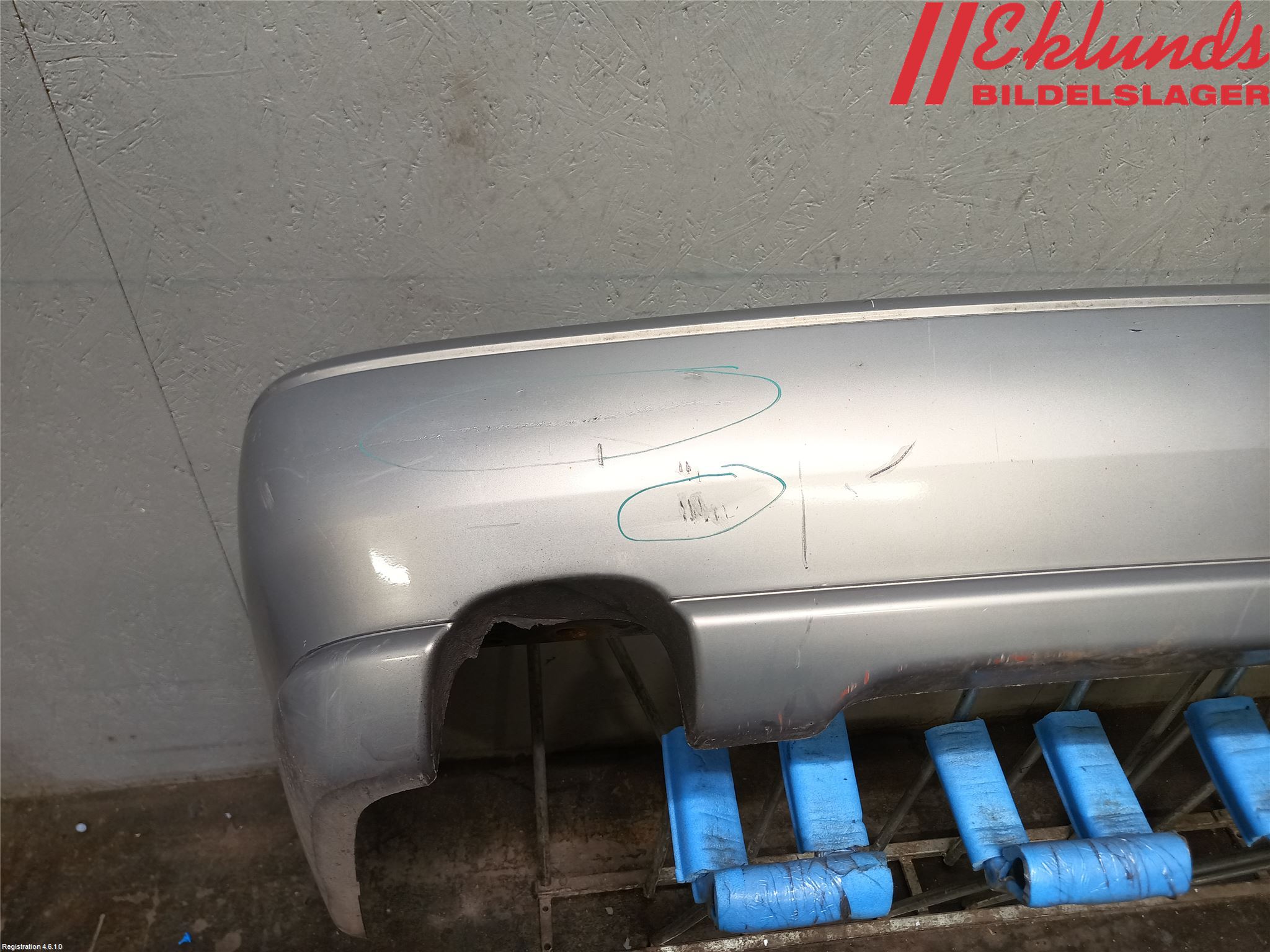 Volvo S70/V70/XC  97-00 Stötfångarbeklädnad Bak