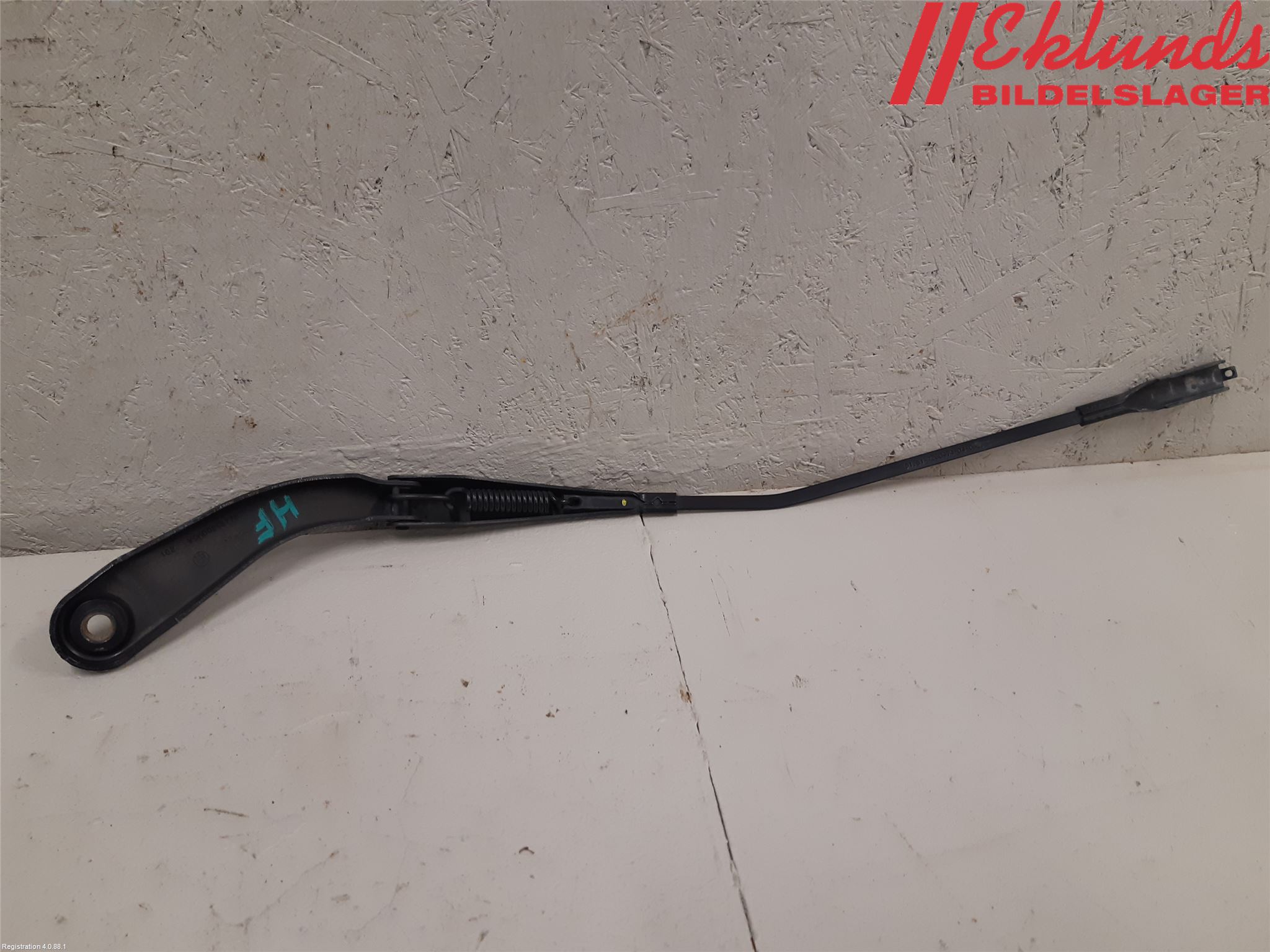 BMW 3 F30/F31/F80 12-19 Torkararm Armar Vindruta