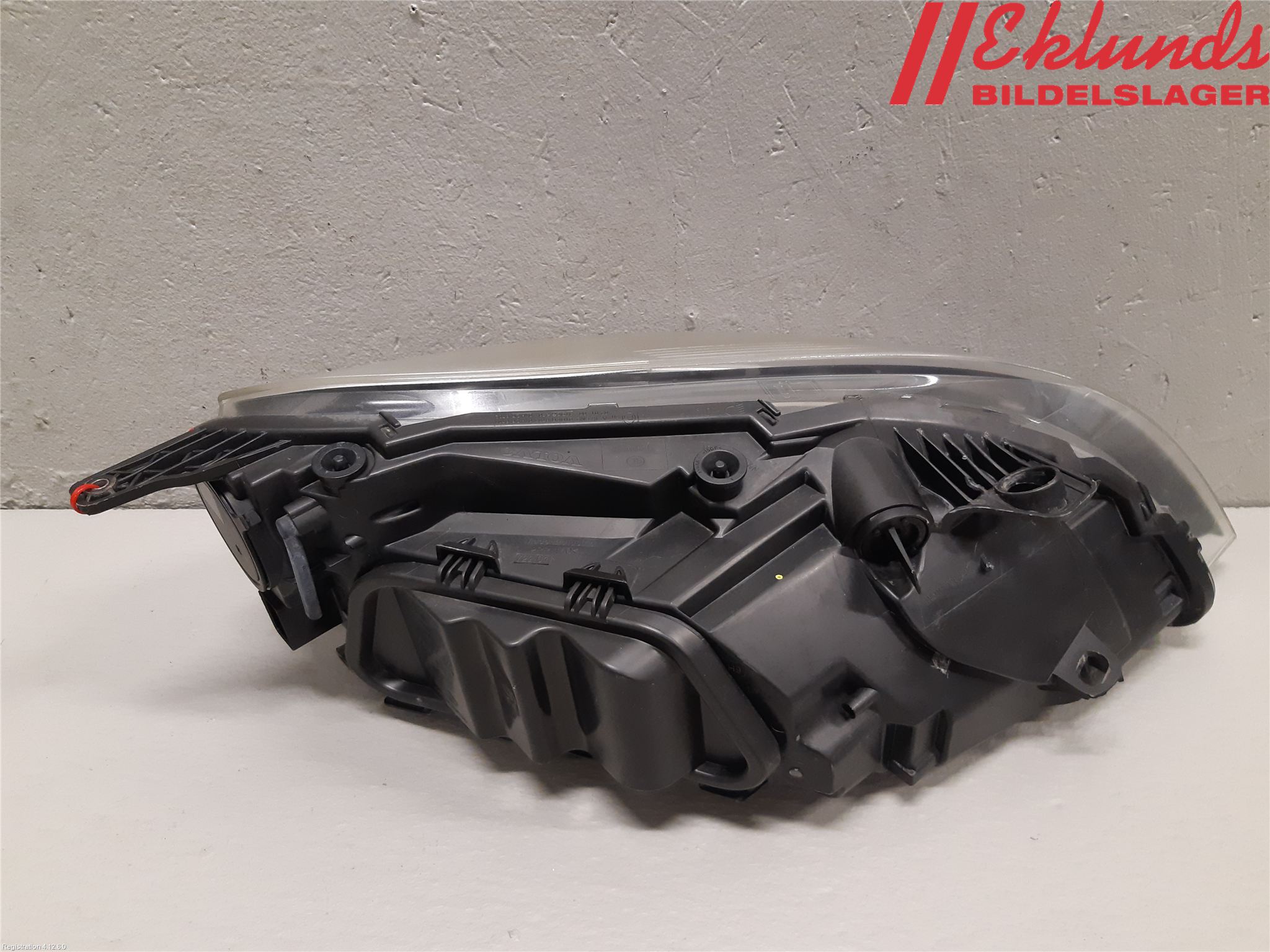 Volvo V40 12-19 Strålkastare Vänster