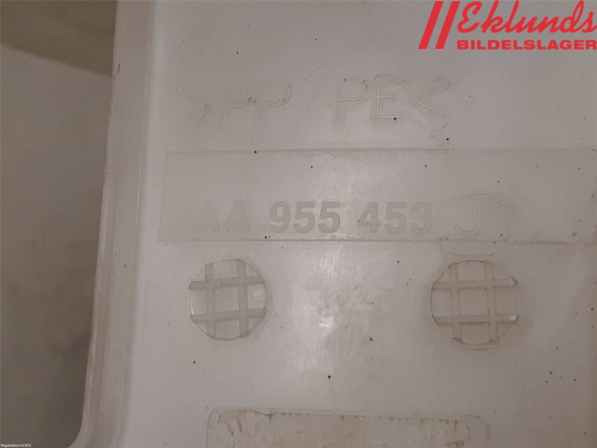 Volkswagen VW PASSAT 11-14 Spolartank Vindruta-Strål