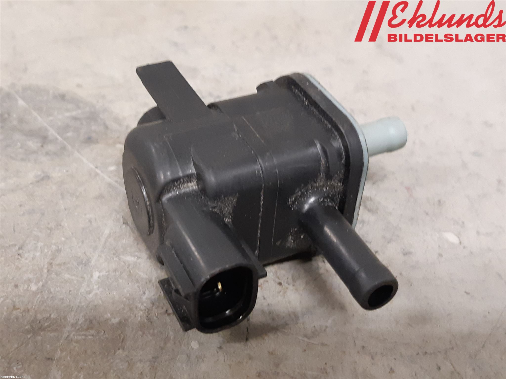 Toyota COROLLA 19- Vakuumventil