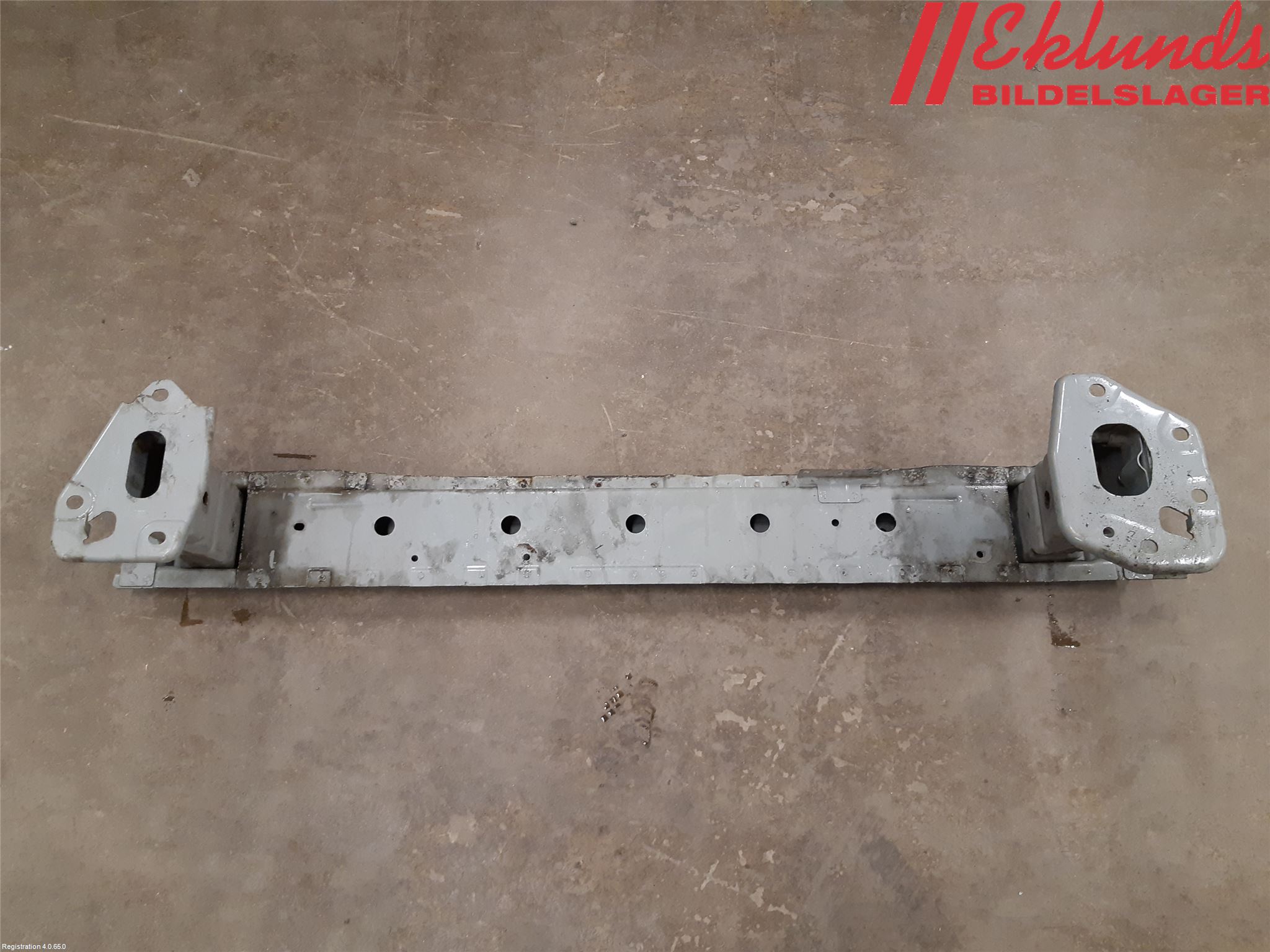 Nissan NV200/NV200 COMBI Stötfångarbalk Fram