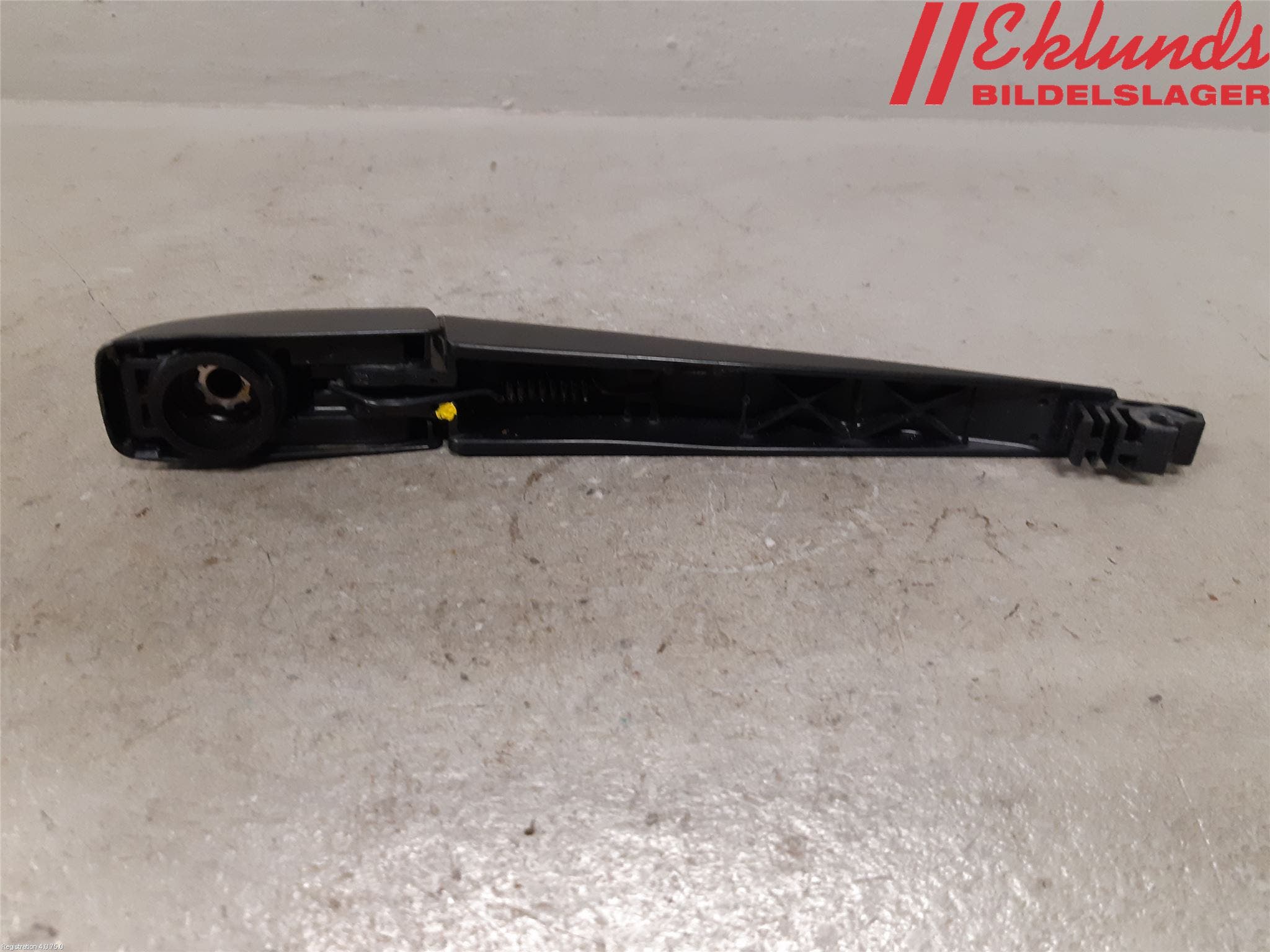 Toyota COROLLA 19- Torkararm-Bakruta