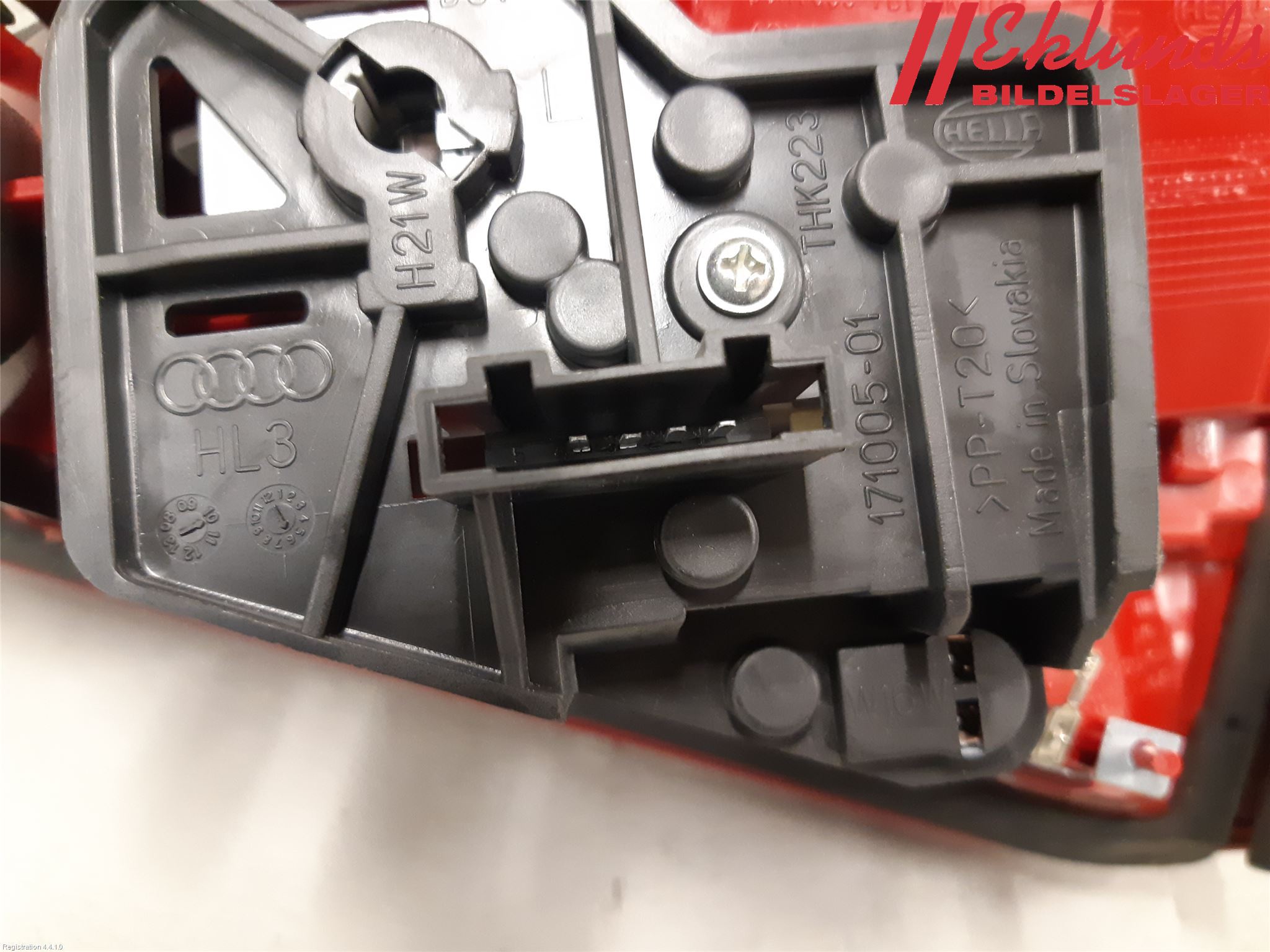 Audi A4/S4 08-11 Bakljus Lucka Vä