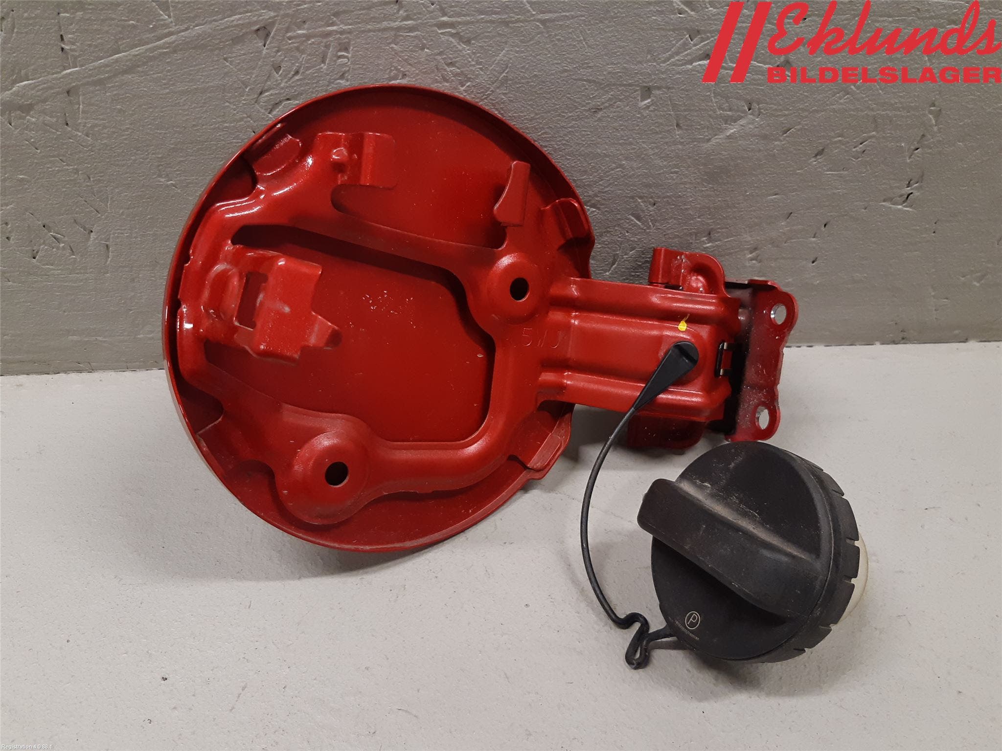 Toyota AURIS 13-19 Tanklucka