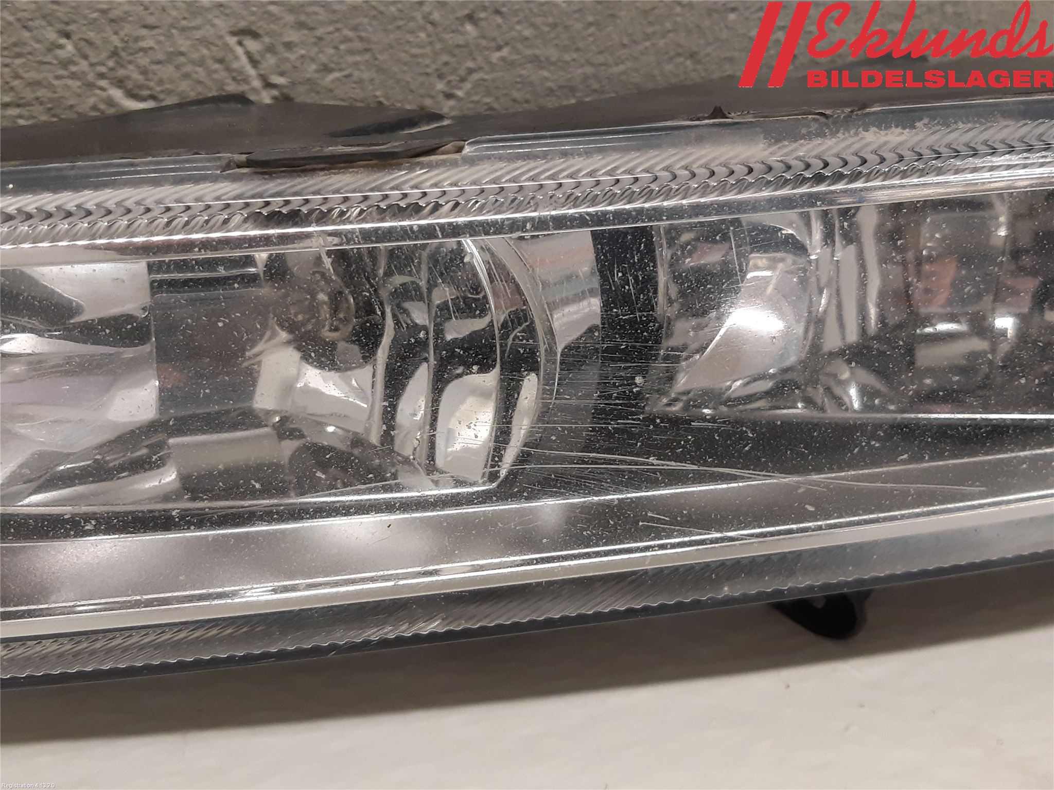 Volkswagen VW PASSAT 11-14 Dimljus-Varselljus Fram