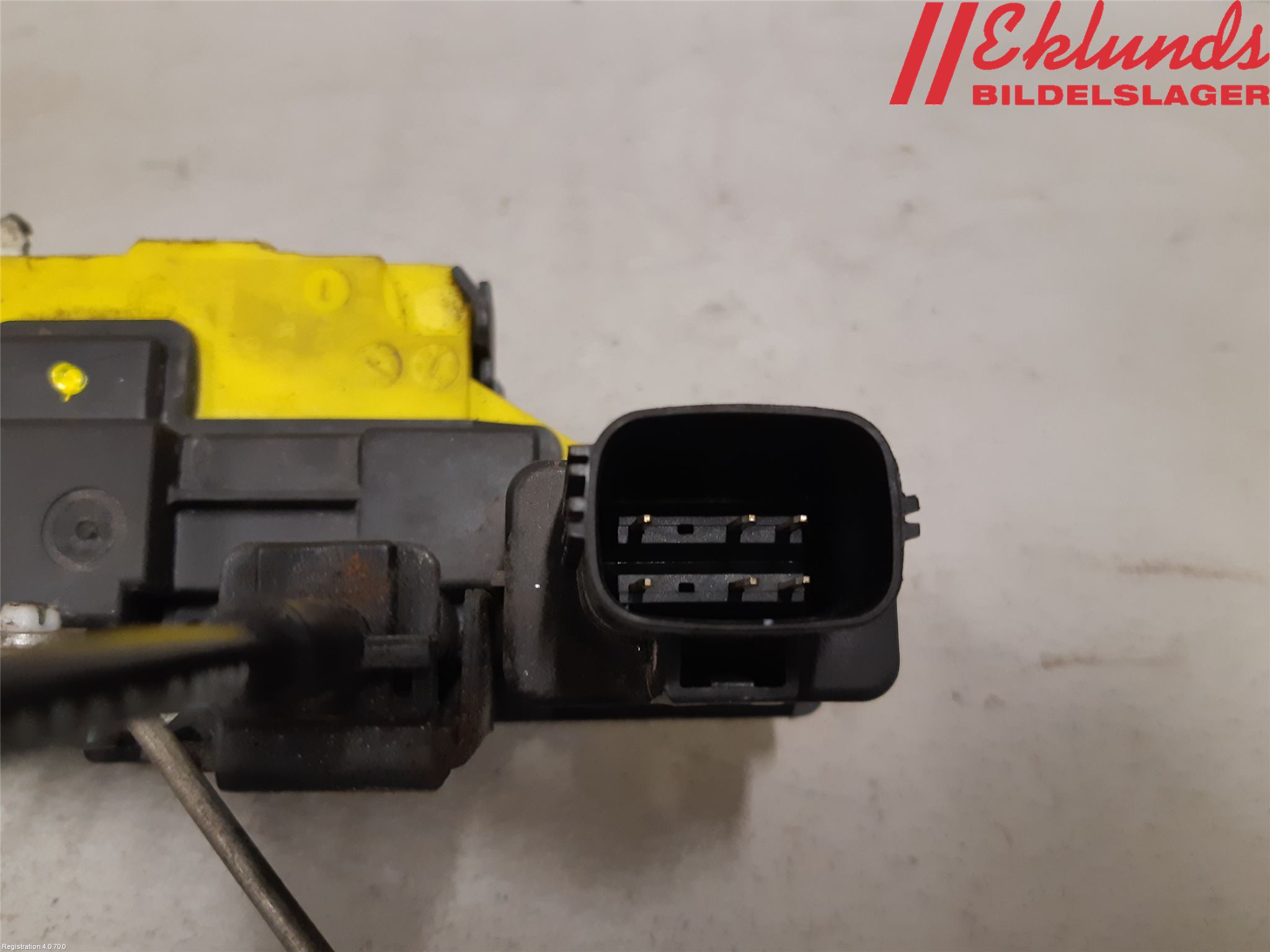 Volvo V70 05-08 Låskista-Dörrlås