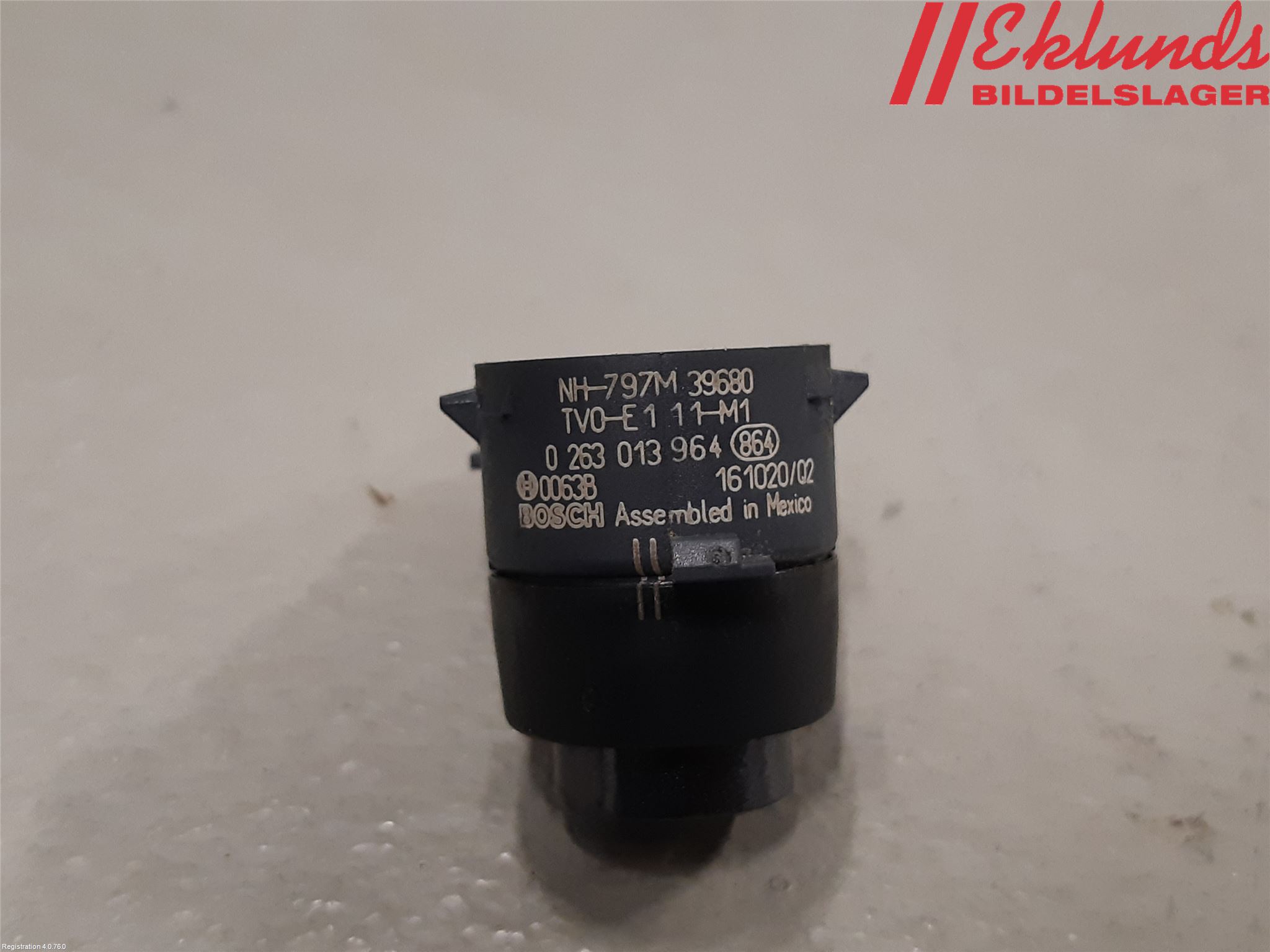 Honda HR-V 15-21 Parkeringshjälp Frontsensor