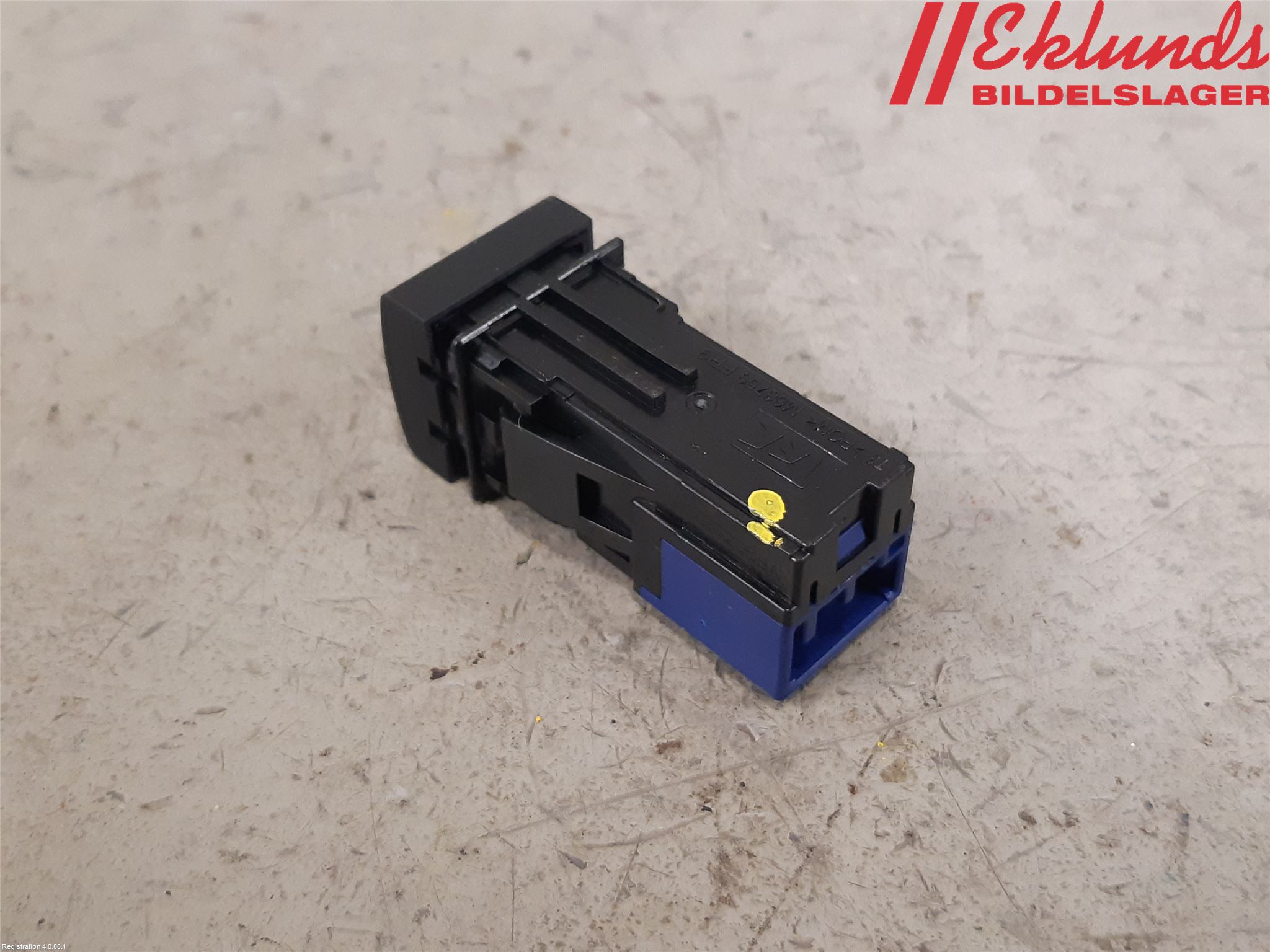 Toyota COROLLA 19- Strömställare Övrigt