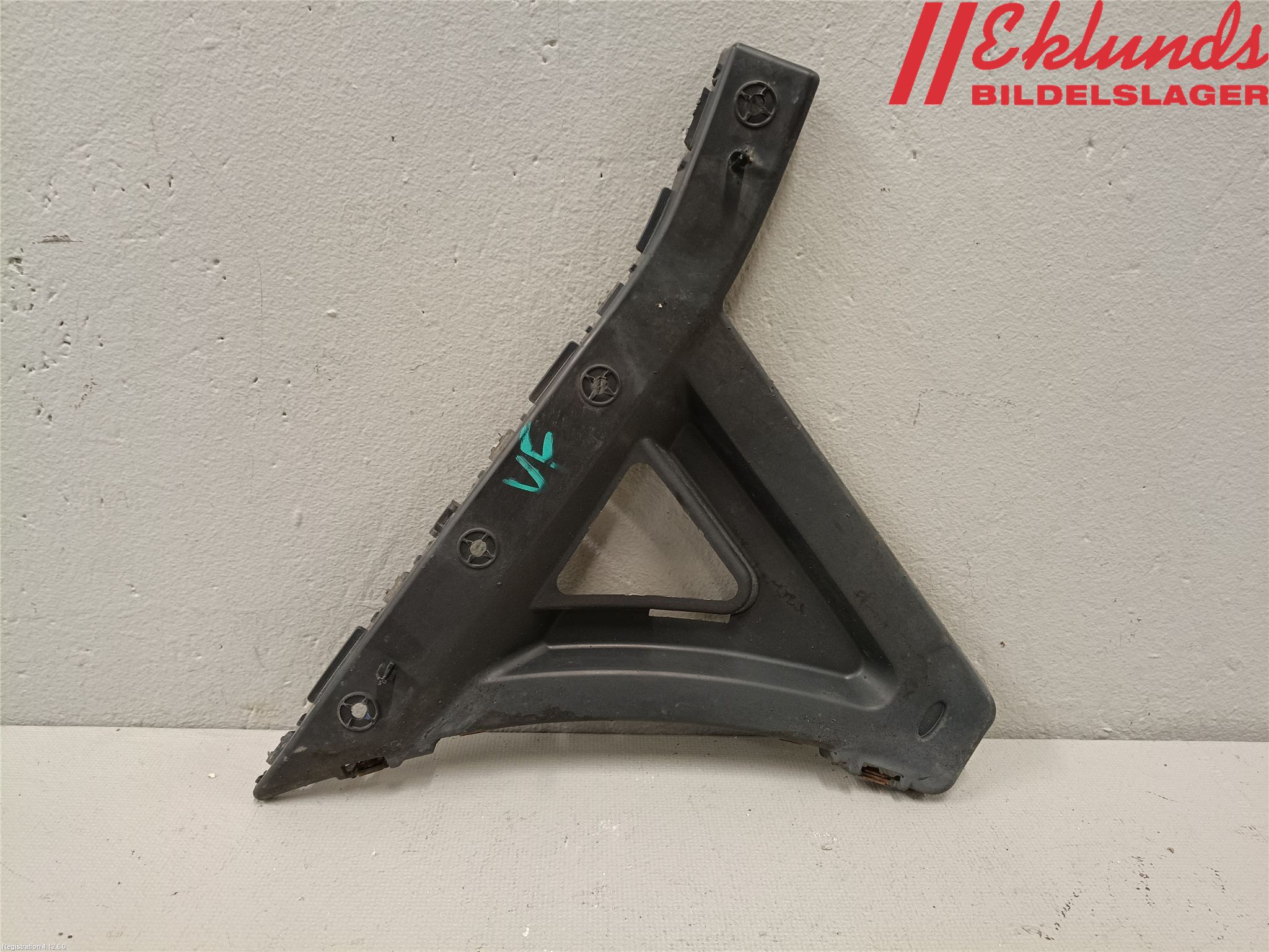 Ford TRANSIT SKÅP/BUSS 14-22 Stötfångarfäste Fram Vä