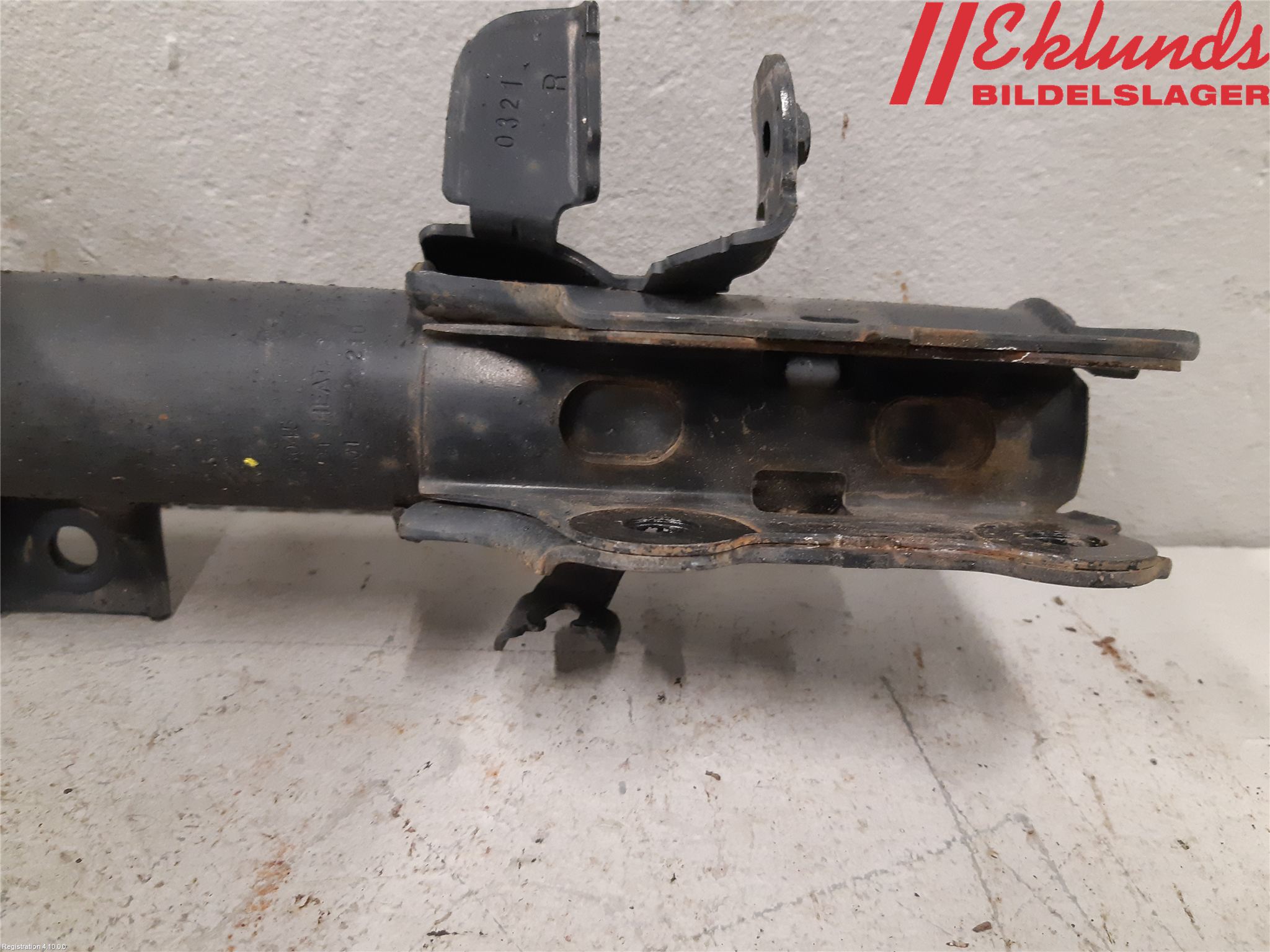 Ford FOCUS 19- Fjäderben Fram Höger