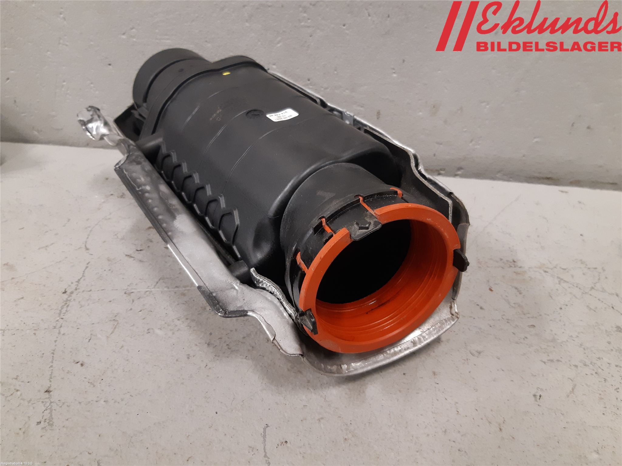 Volvo XC60 18- Resonatorrör