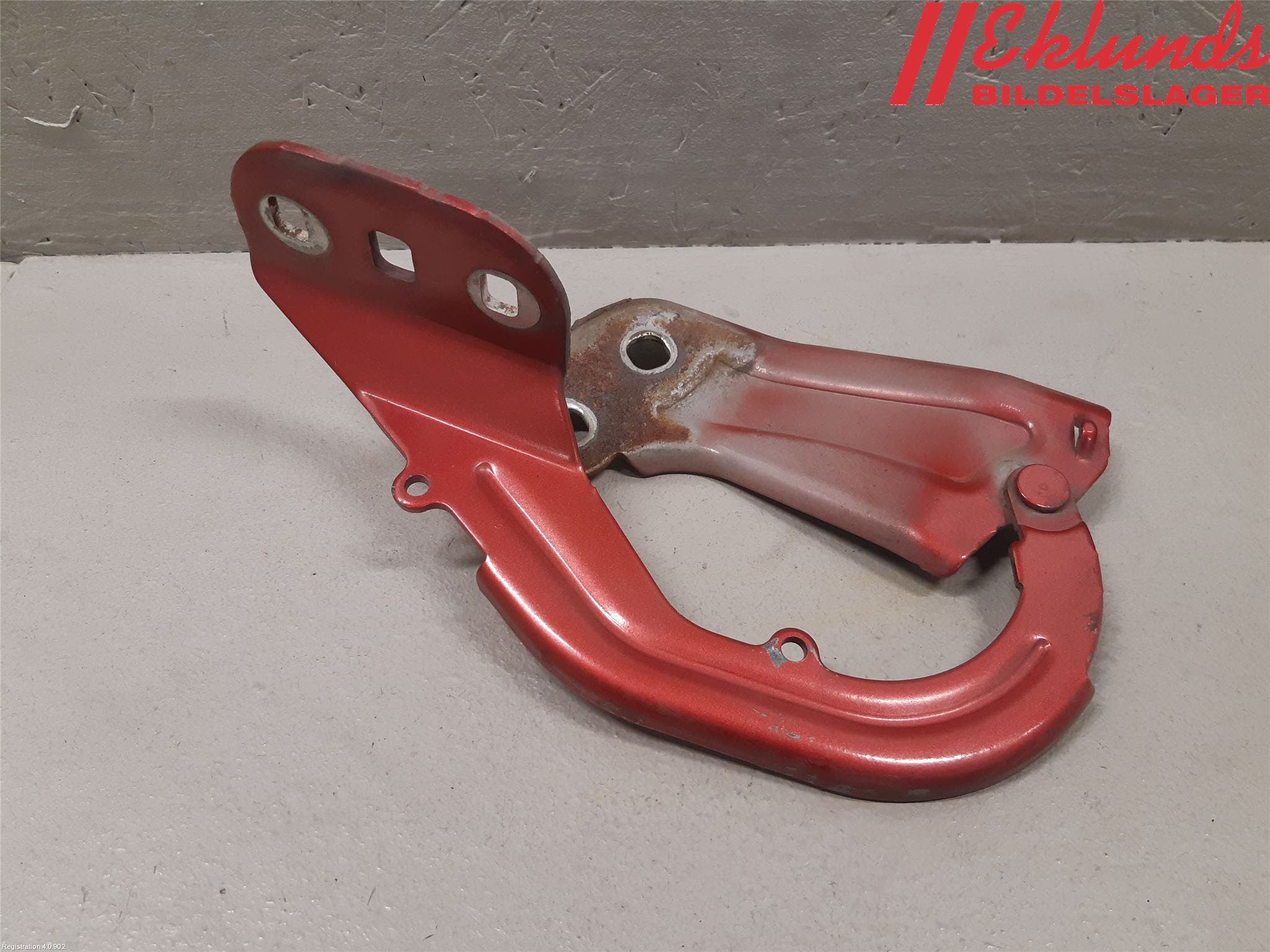 Ford FOCUS 11-14 Huvgångjärn