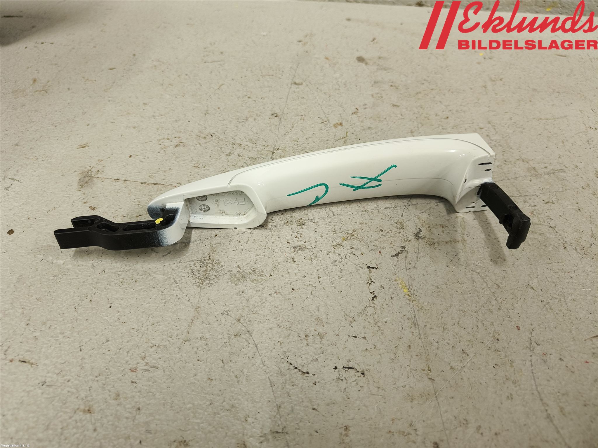 BMW 1 F20/F21 11-19 Dörrhandtag Yttre Vä