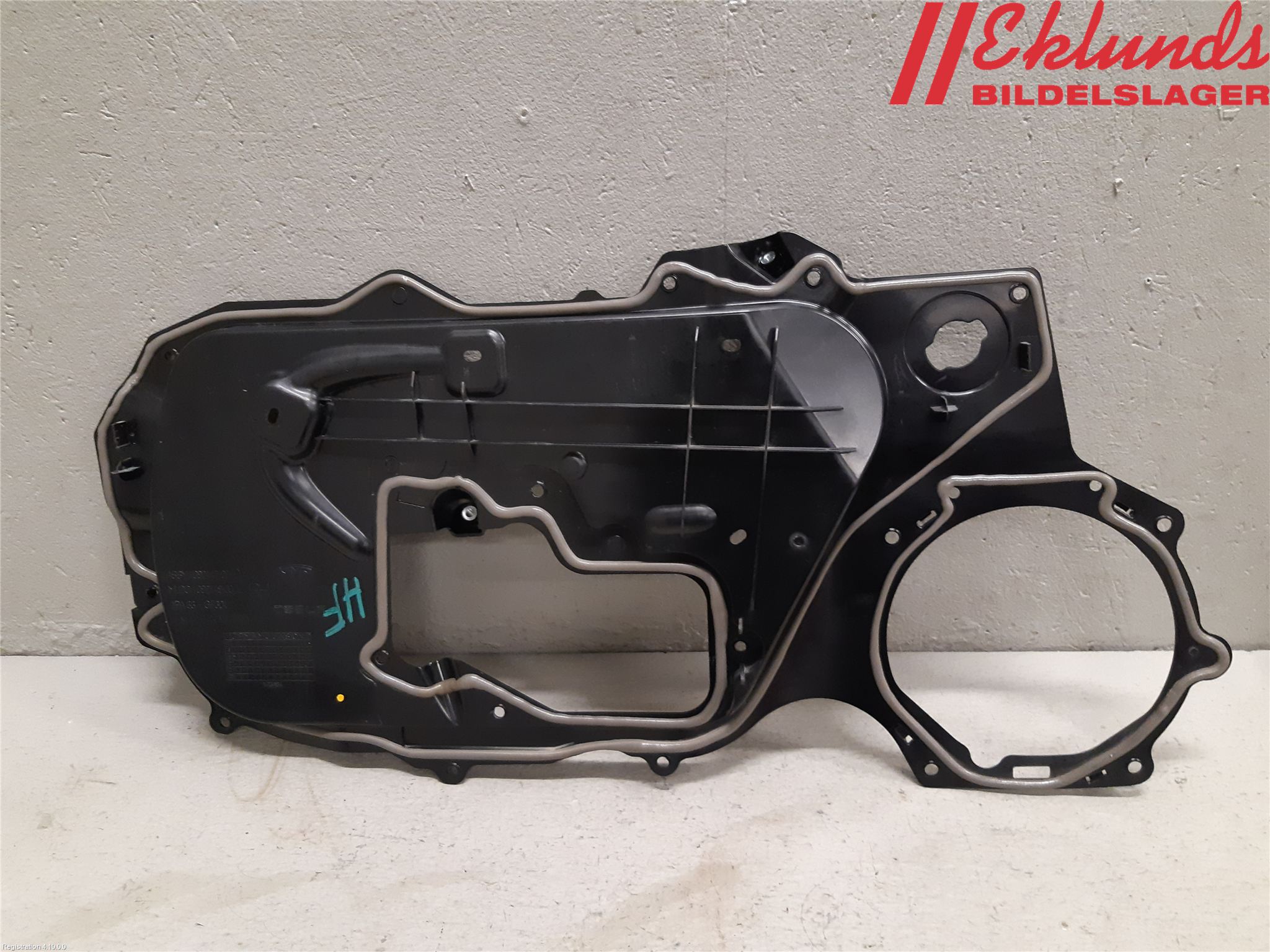 Tesla MODEL 3 17- Fönsterhissmekanism