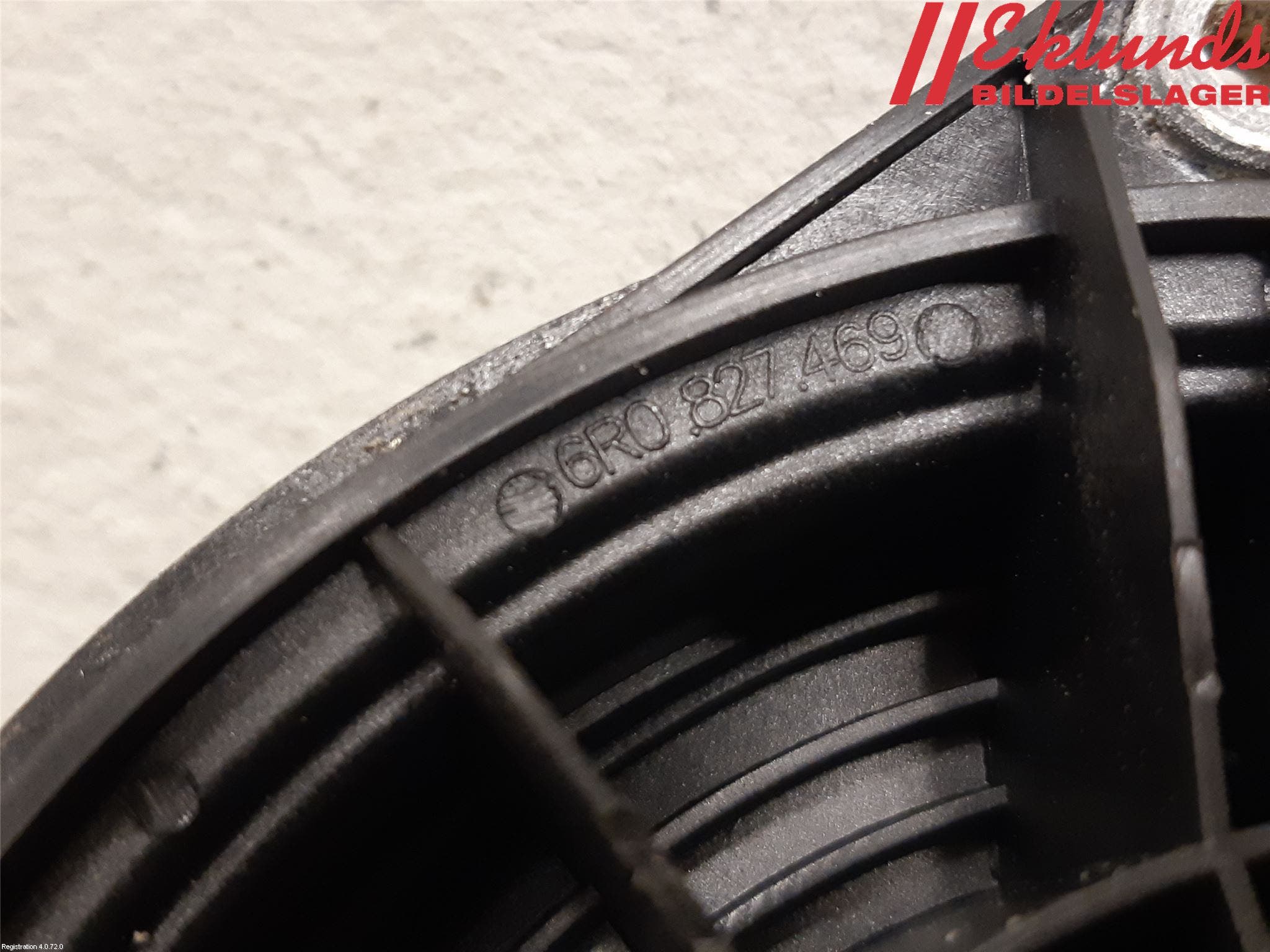 Volkswagen VW GOLF VI 09-13 Bakluckehandtag