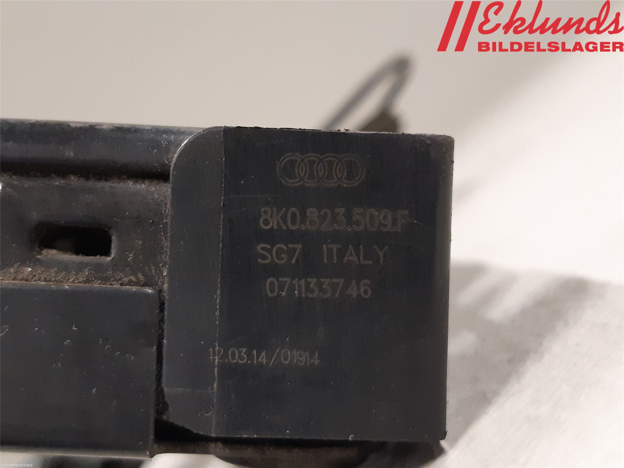 Audi A4 12-15 Huvlås