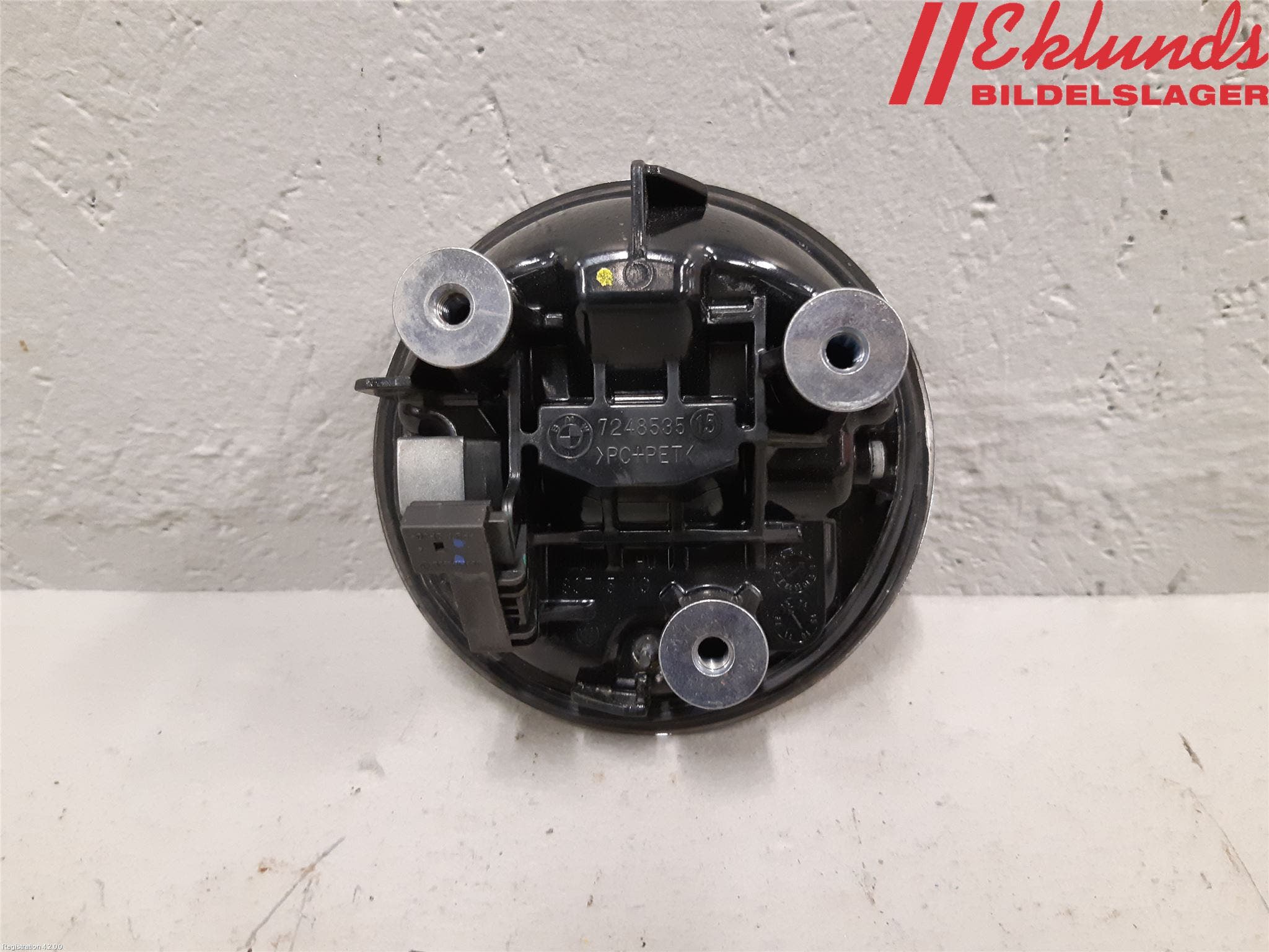 BMW 1 F20/F21 11-19 Emblem