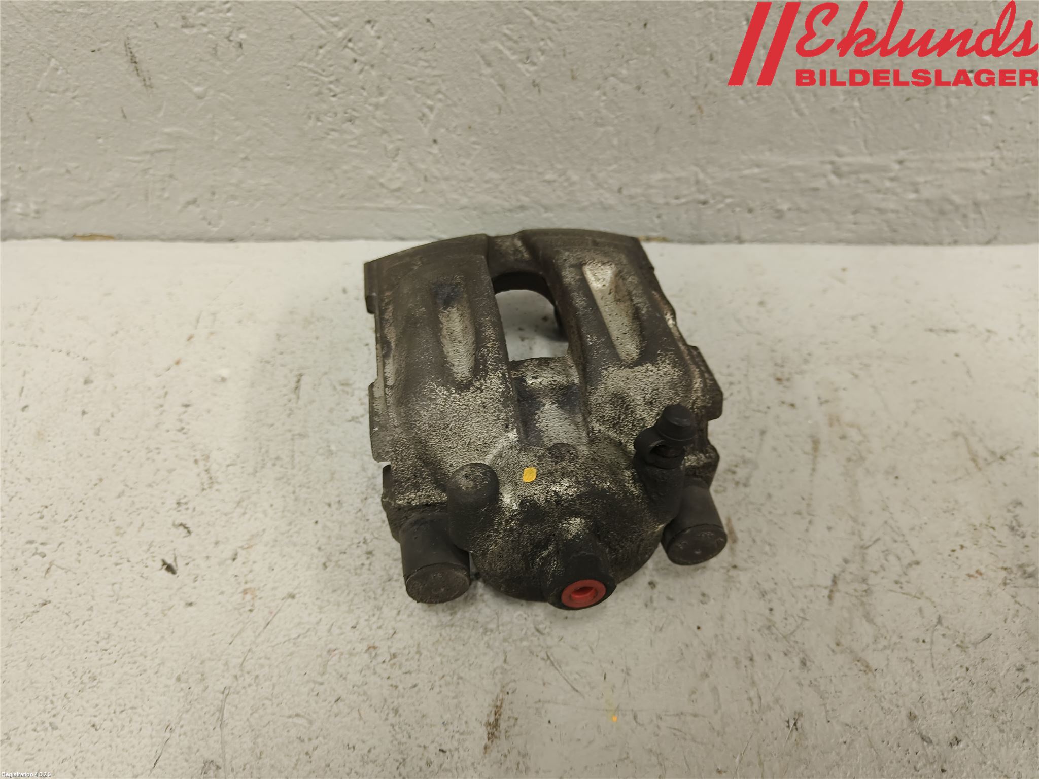 BMW 1 E87/81 5D/3D 03-11 Bromsok Bak Höger