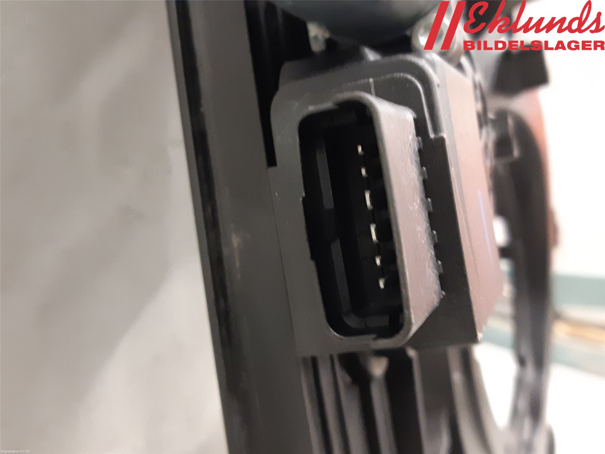 Peugeot PARTNER/E-PARTNER 19- Fönsterhiss El Kompl