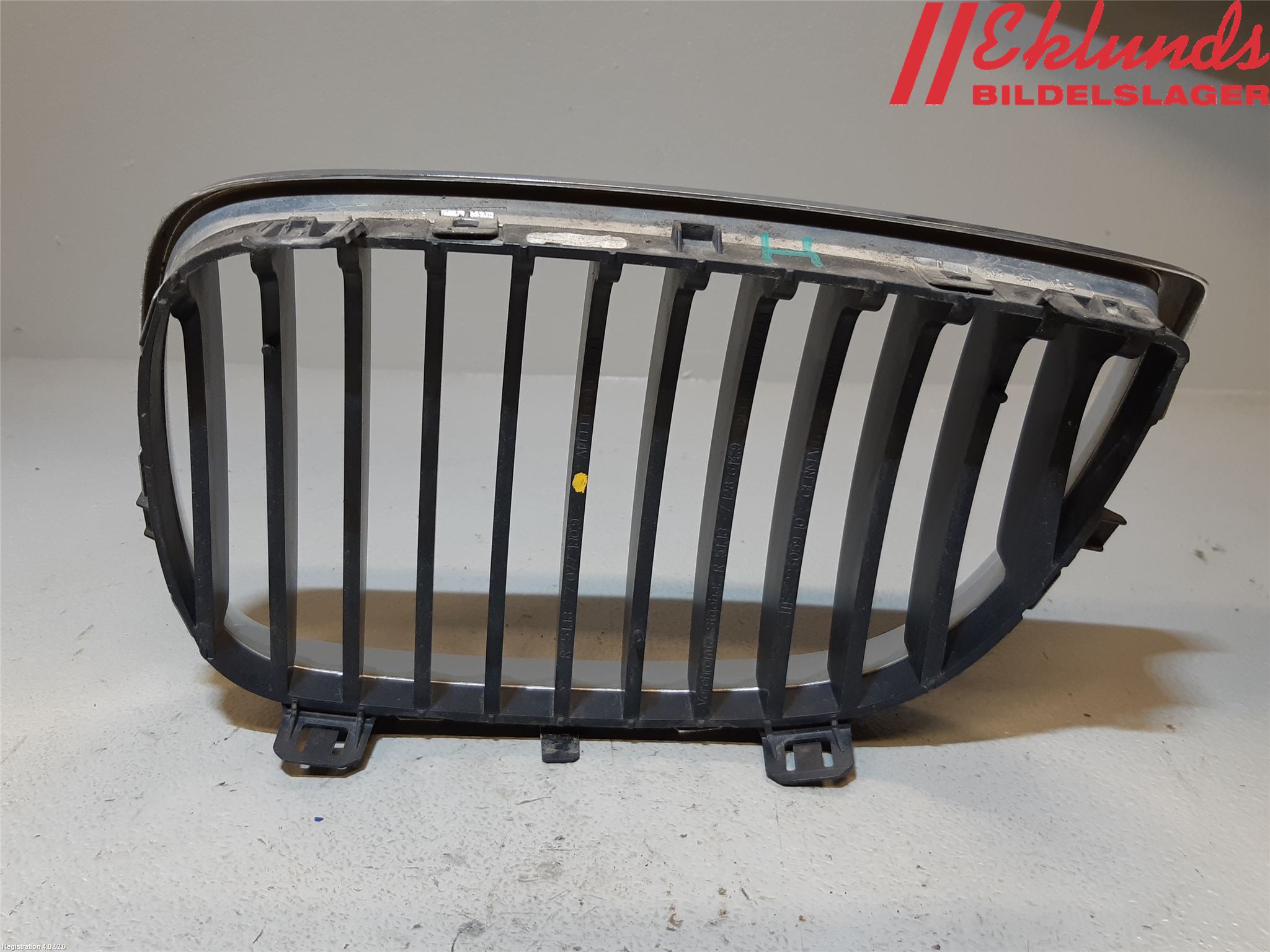 BMW 1 E87/81 5D/3D 03-11 Grilldel Höger