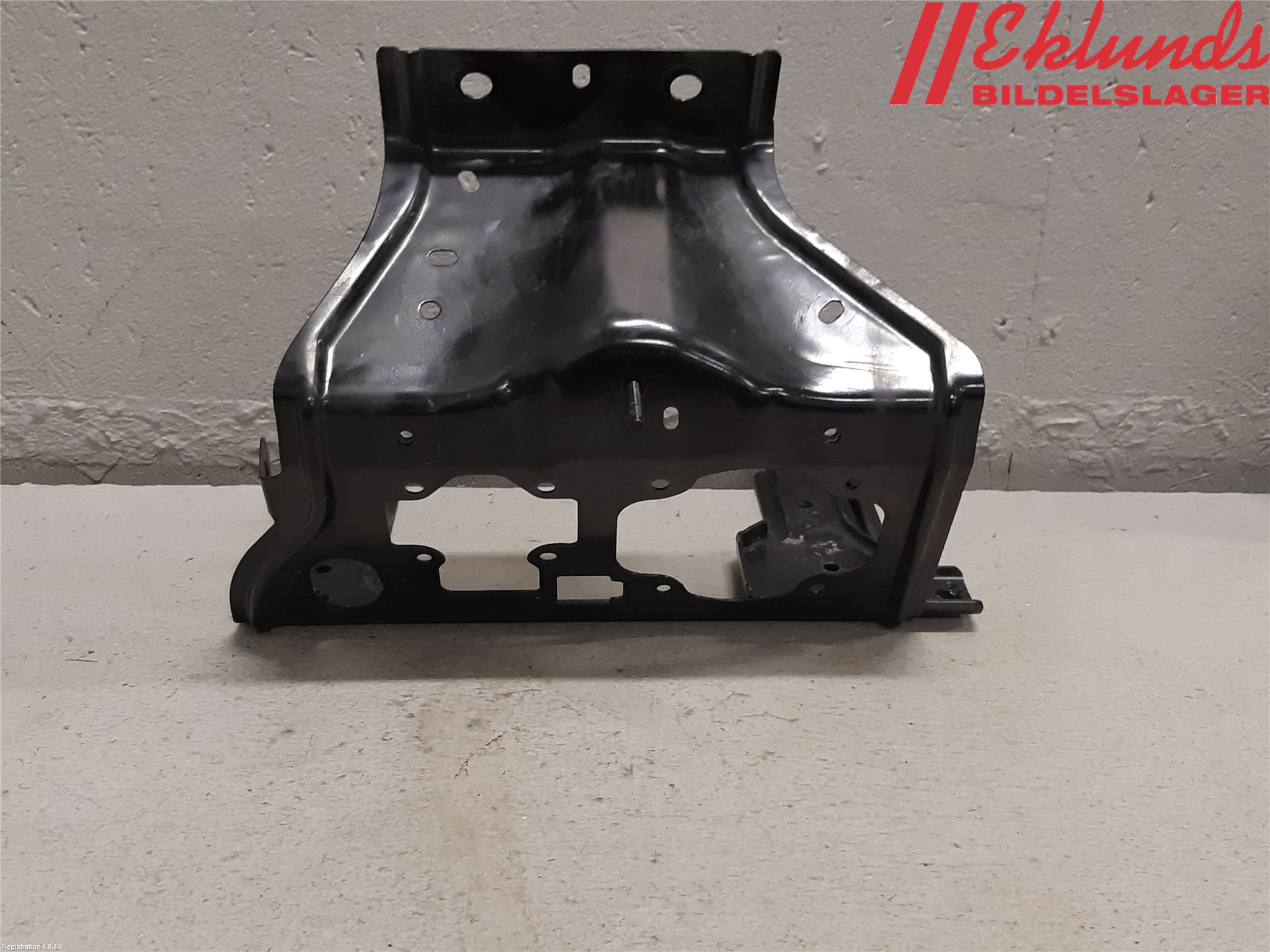 Nissan LEAF 11-17 Frontplåt