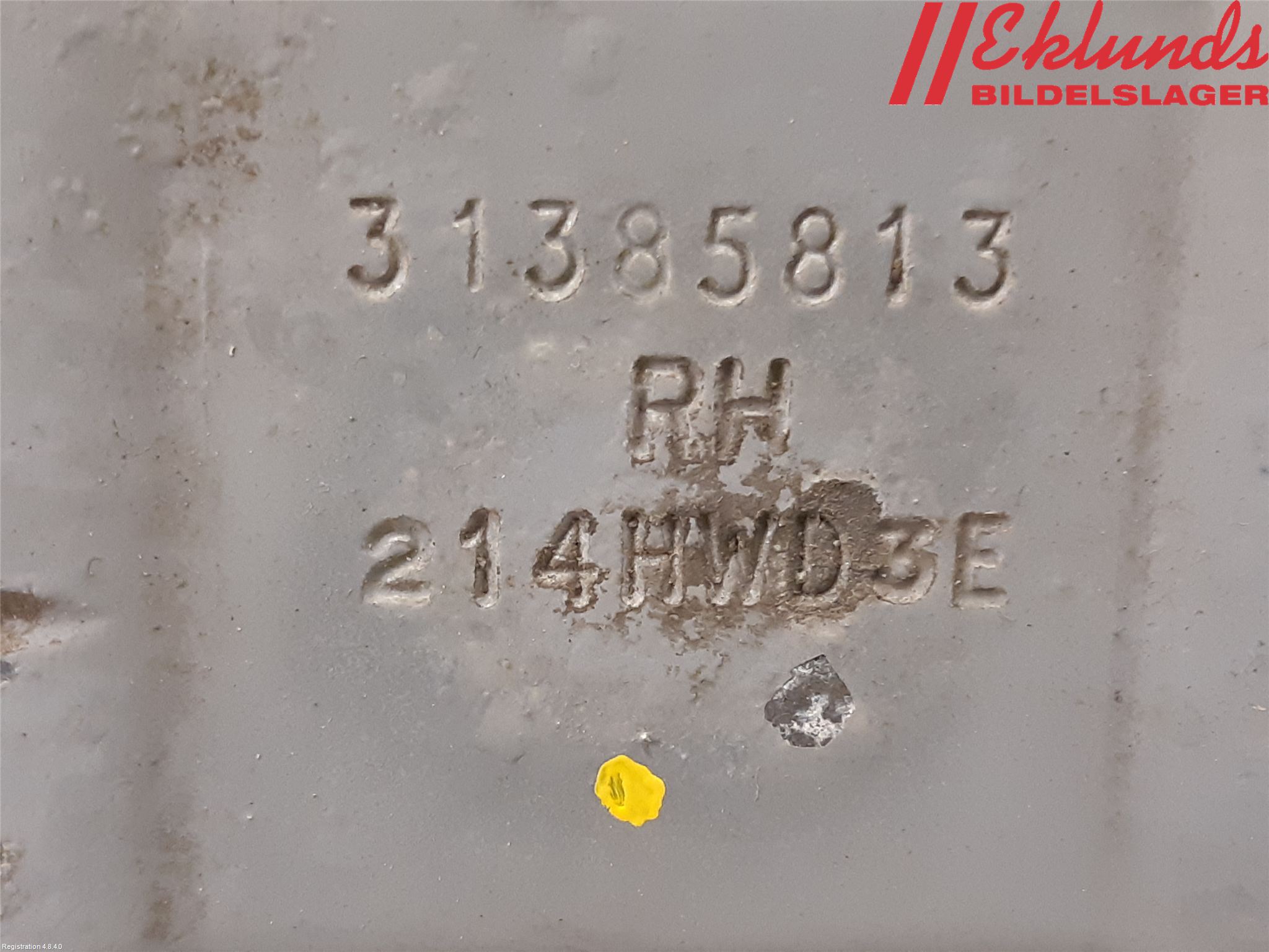 Volvo V60 14-18 Huvgångjärn