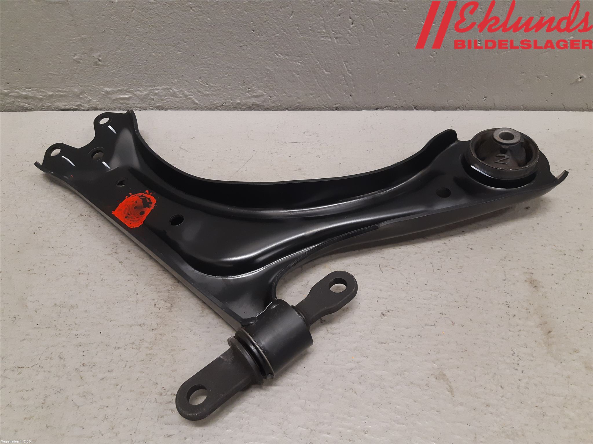 Hyundai TUCSON 05- Bärarm Fram Undre Vä