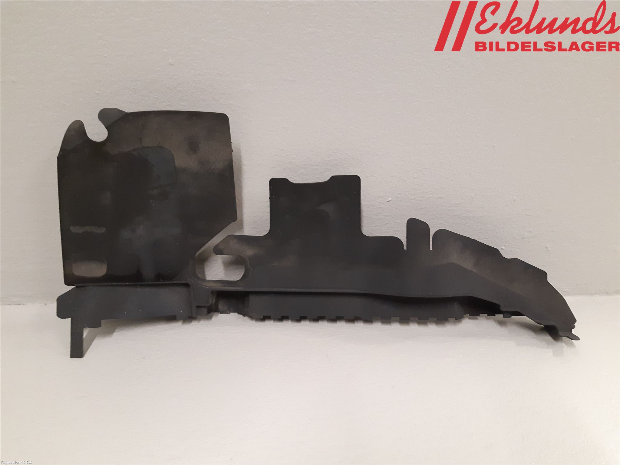 Audi A6/S6     05-11 Deflektor Plåt-Plast Kylning