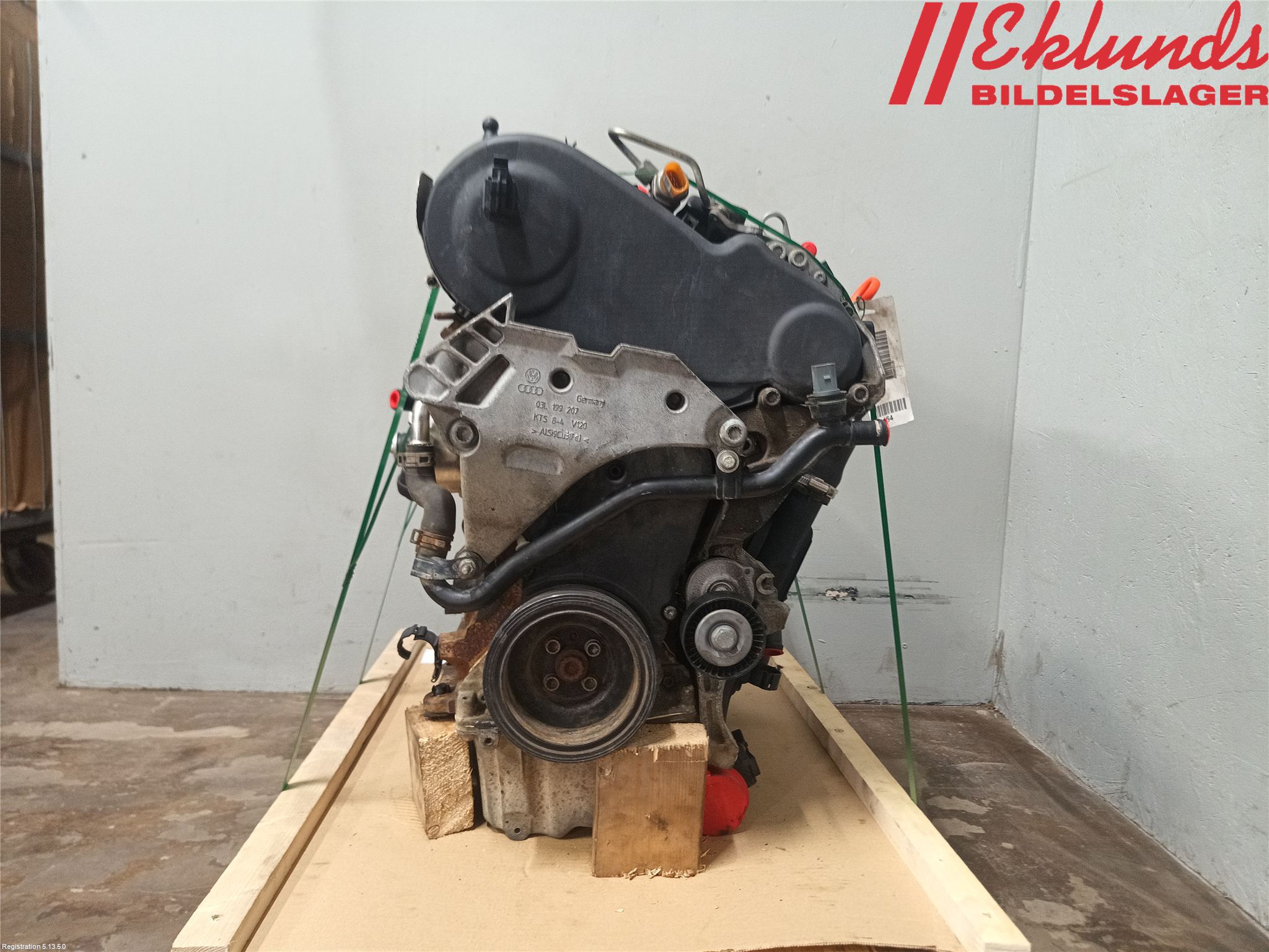 Volkswagen VW CADDY 11-15 Motor Diesel