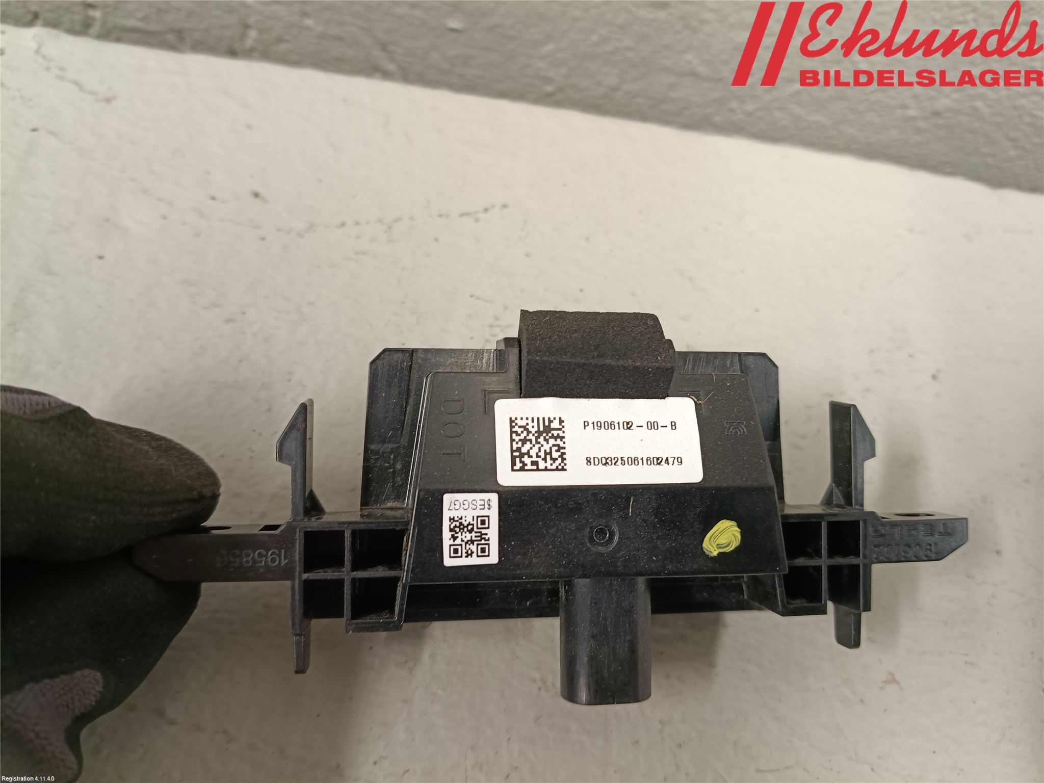 Tesla MODEL Y 21- Skylt Belysning