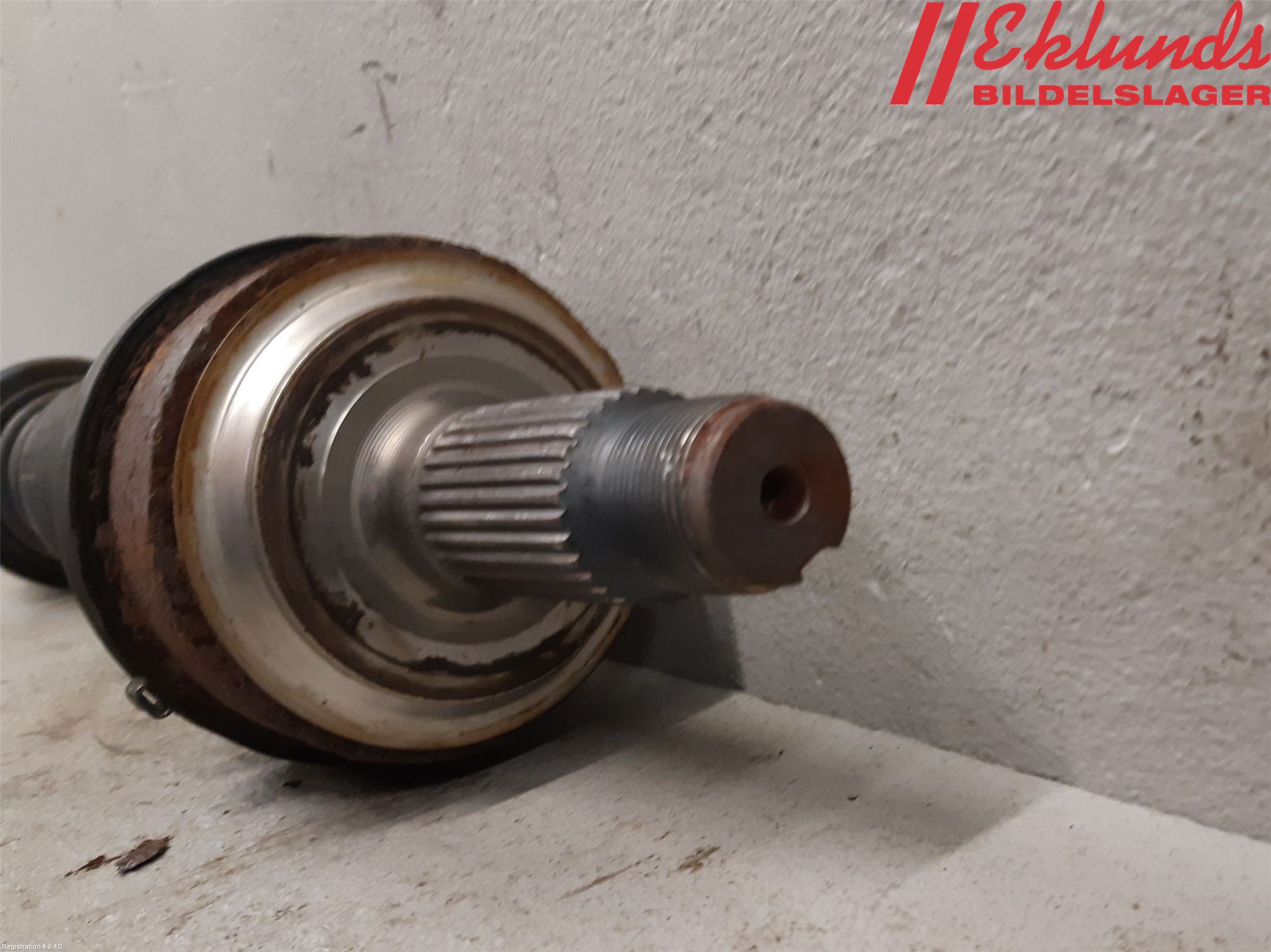 Honda CR-V 07-12 Drivaxel Fram Höger