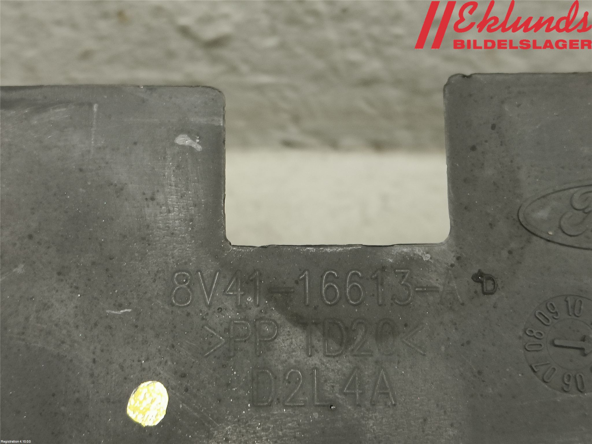 Ford KUGA 08-12 Täckplast Front