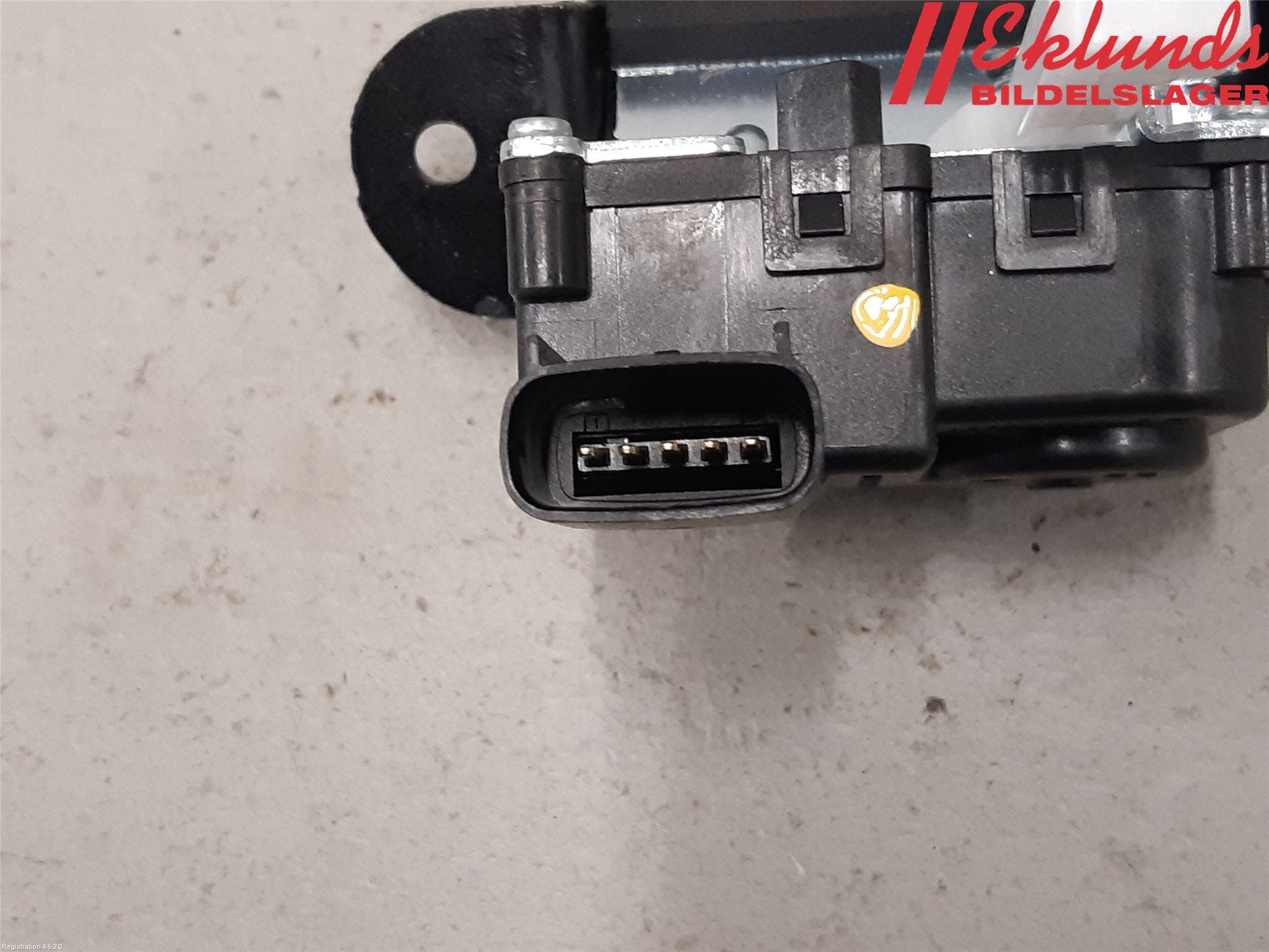 Kia NIRO (DE) 17-22 Låskista Baklucka