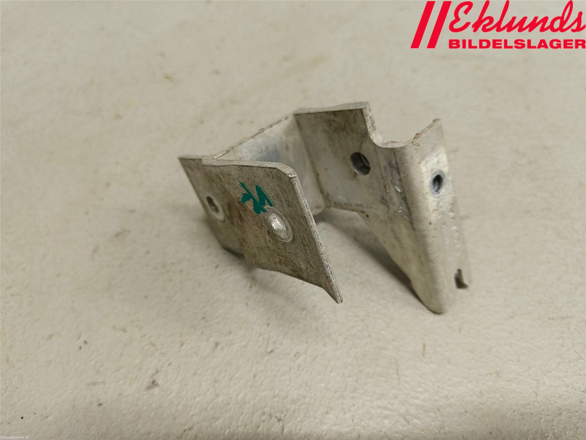 BMW 3 F30/F31/F80 12-19 Frontplåt