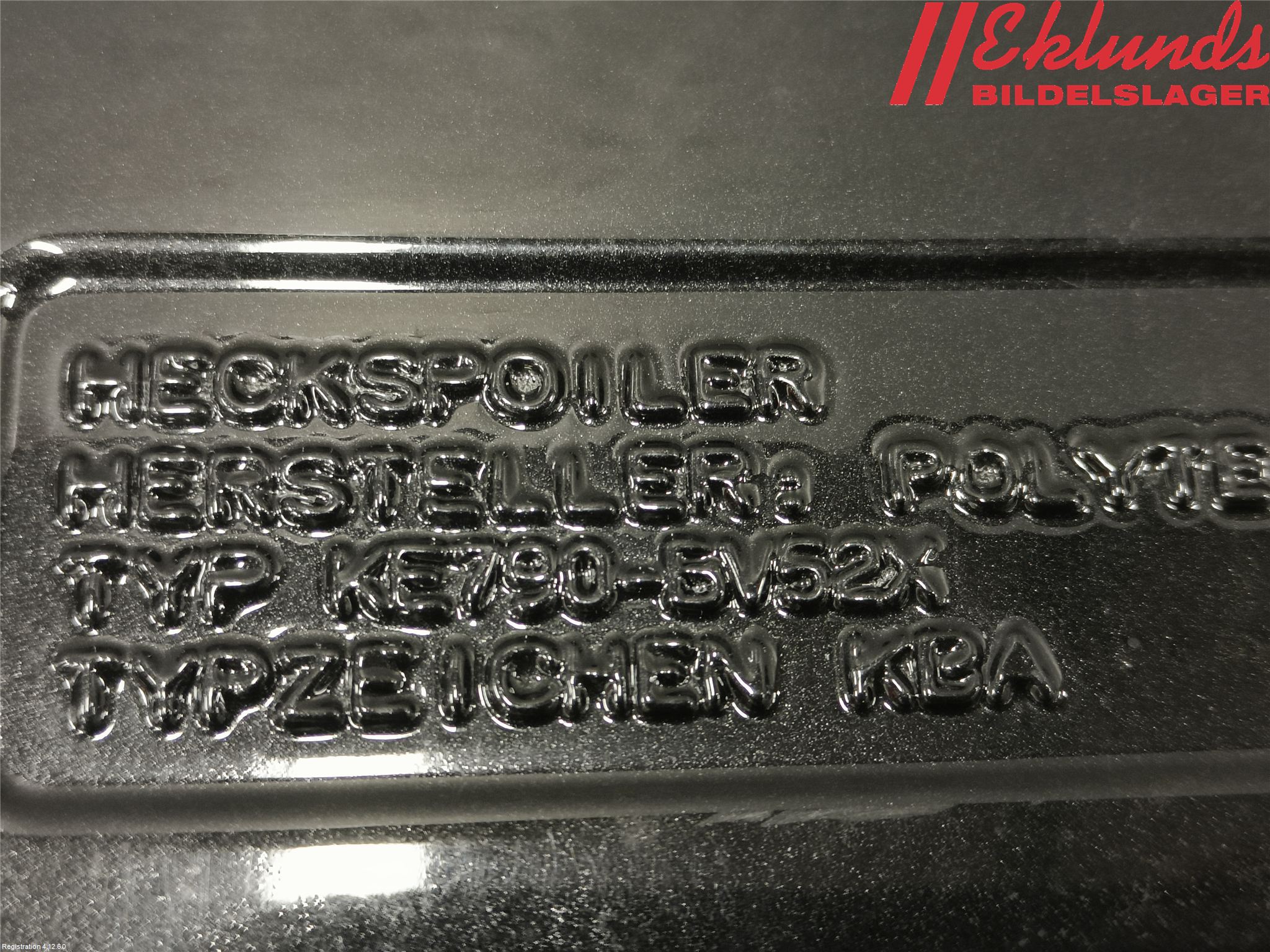 Nissan JUKE 14-19 Spoiler Baklucka