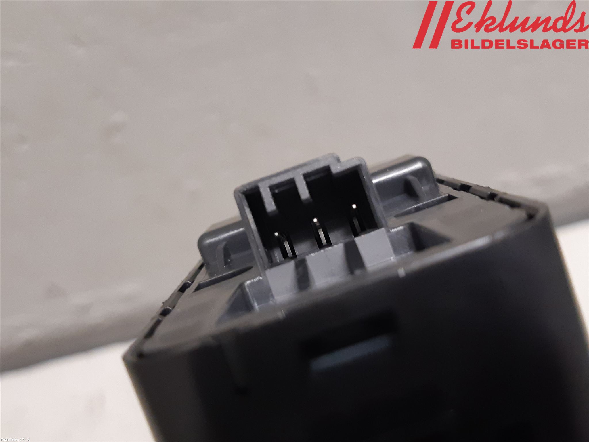 Volvo S90 17->> Strömställare Elhiss