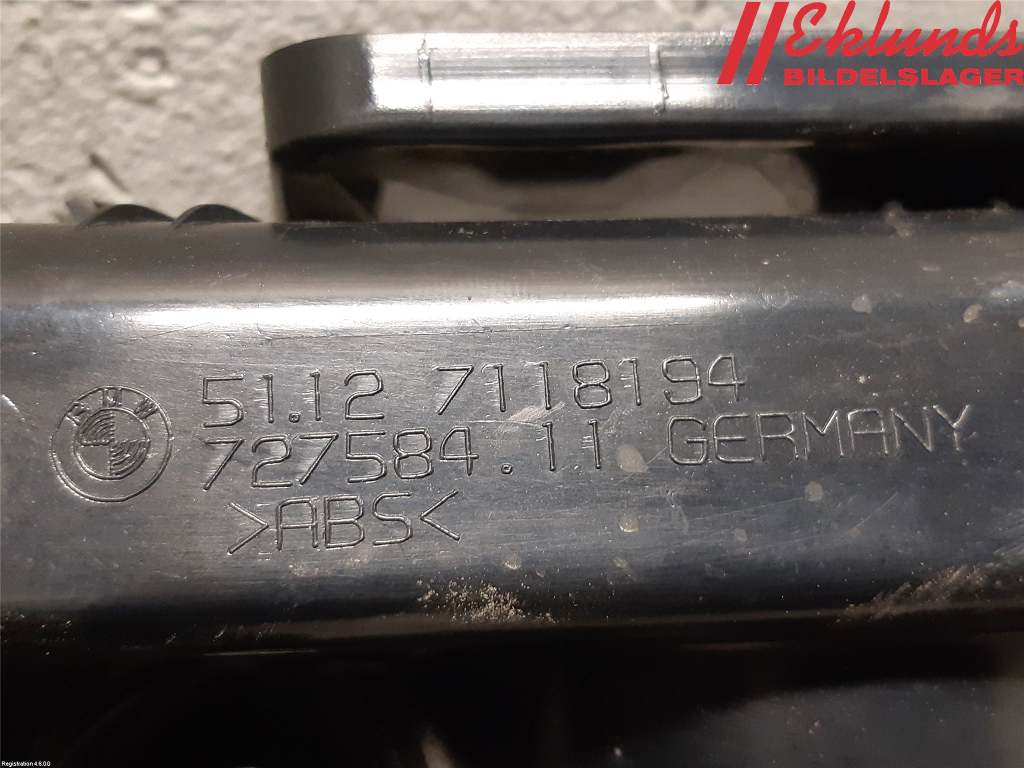 BMW 3 E90/91 SED/TOU 05-12 Stötfångarfäste Bak Hö